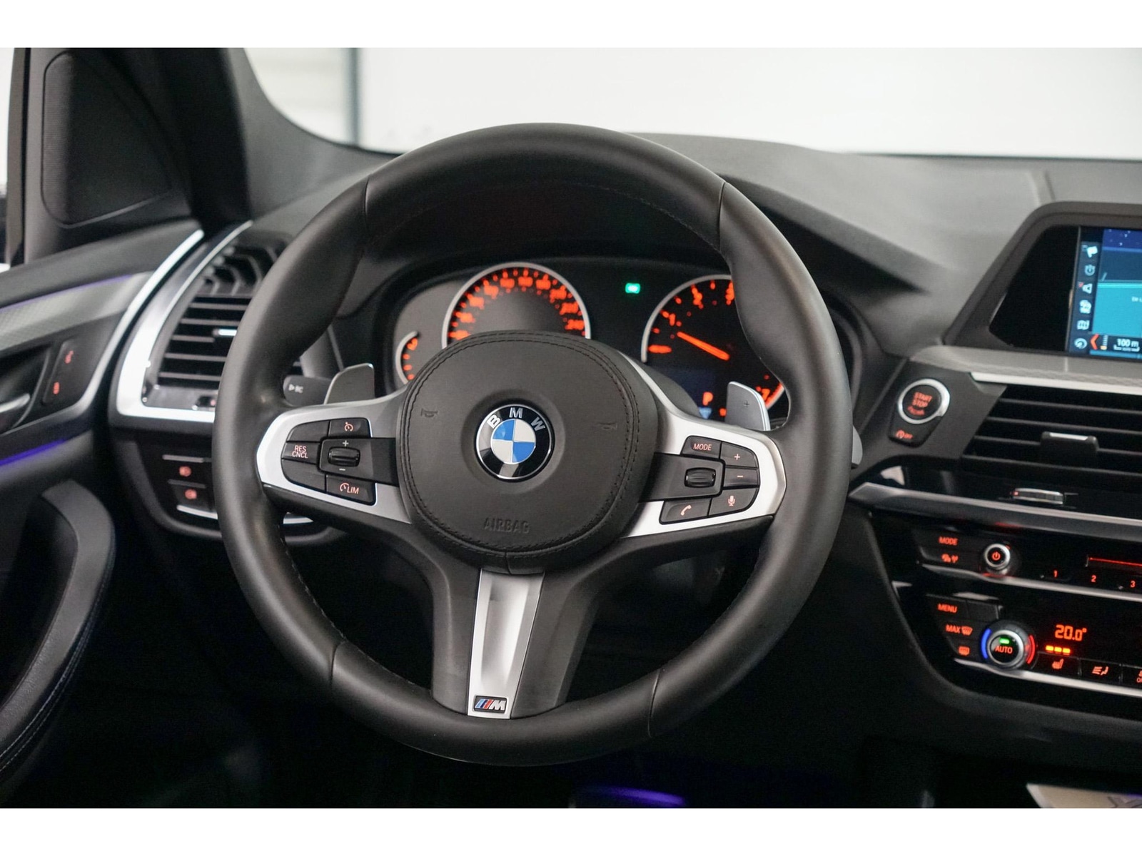 Foto van BMW X3 Xdrive20i