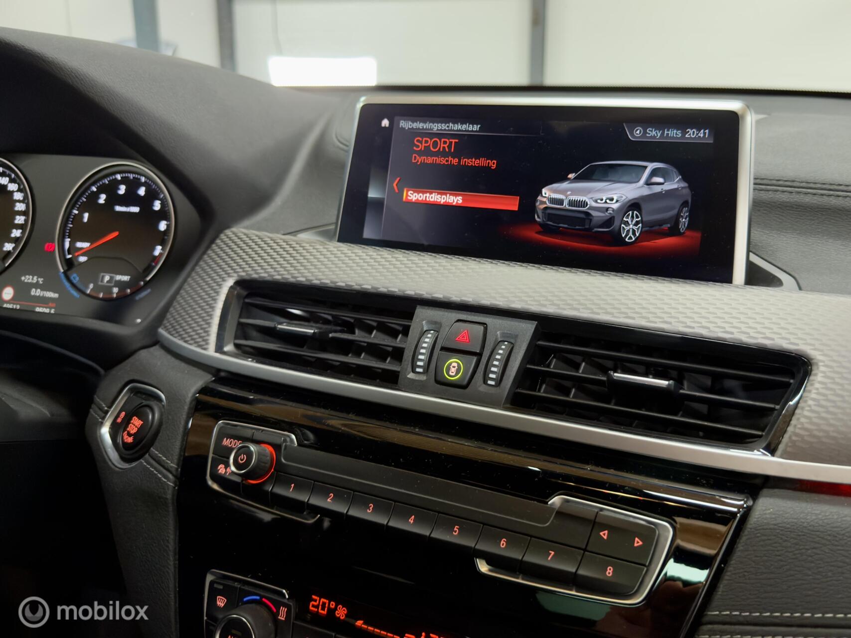 Foto van BMW X2 Sdrive18i