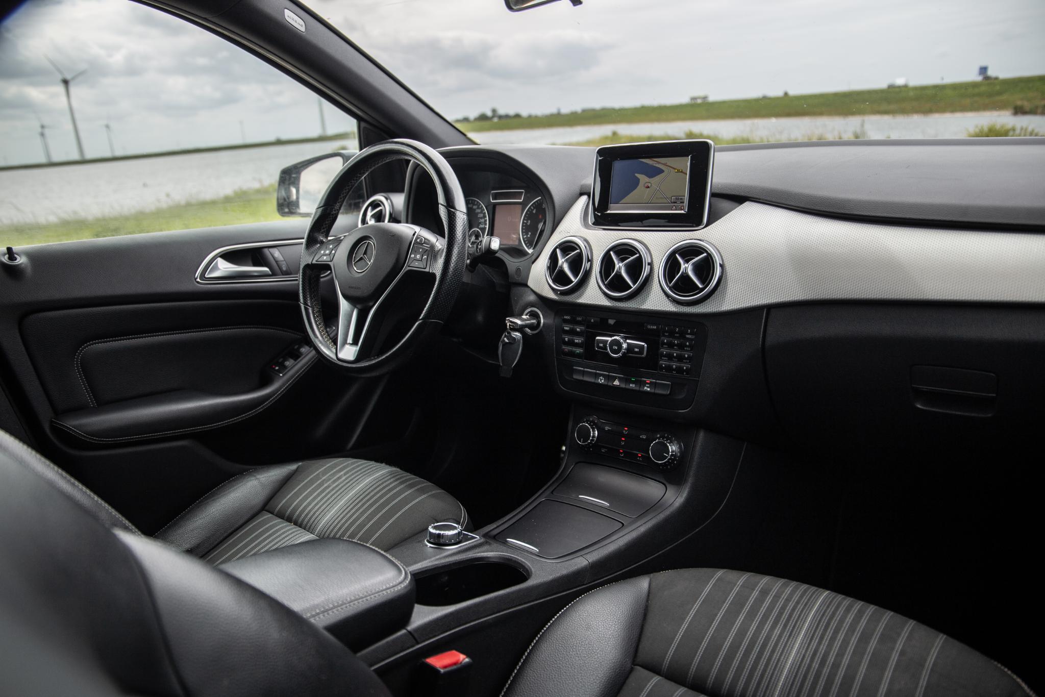 Foto van Mercedes-Benz B 180