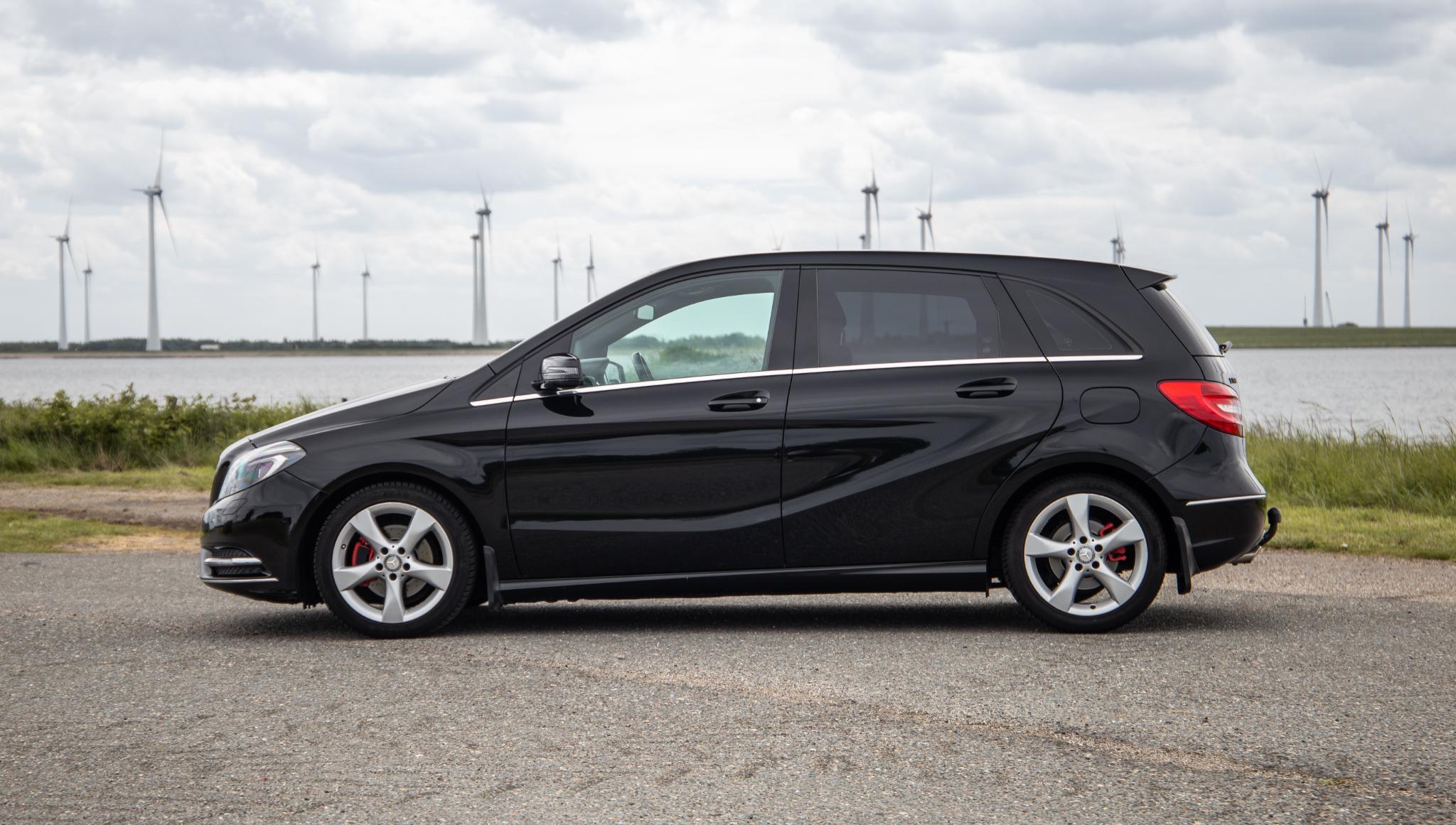 Foto van Mercedes-Benz B 180