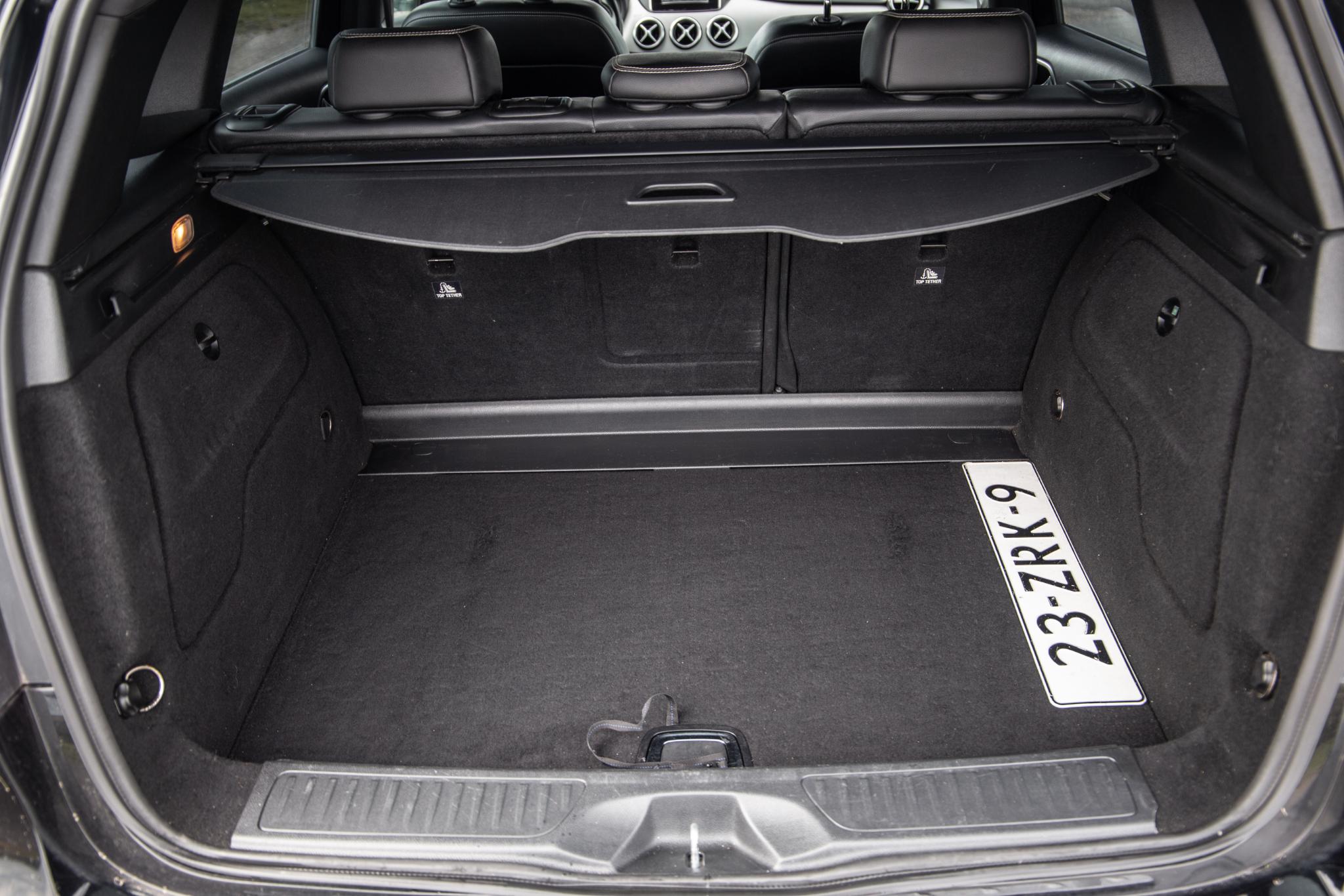 Foto van Mercedes-Benz B 180