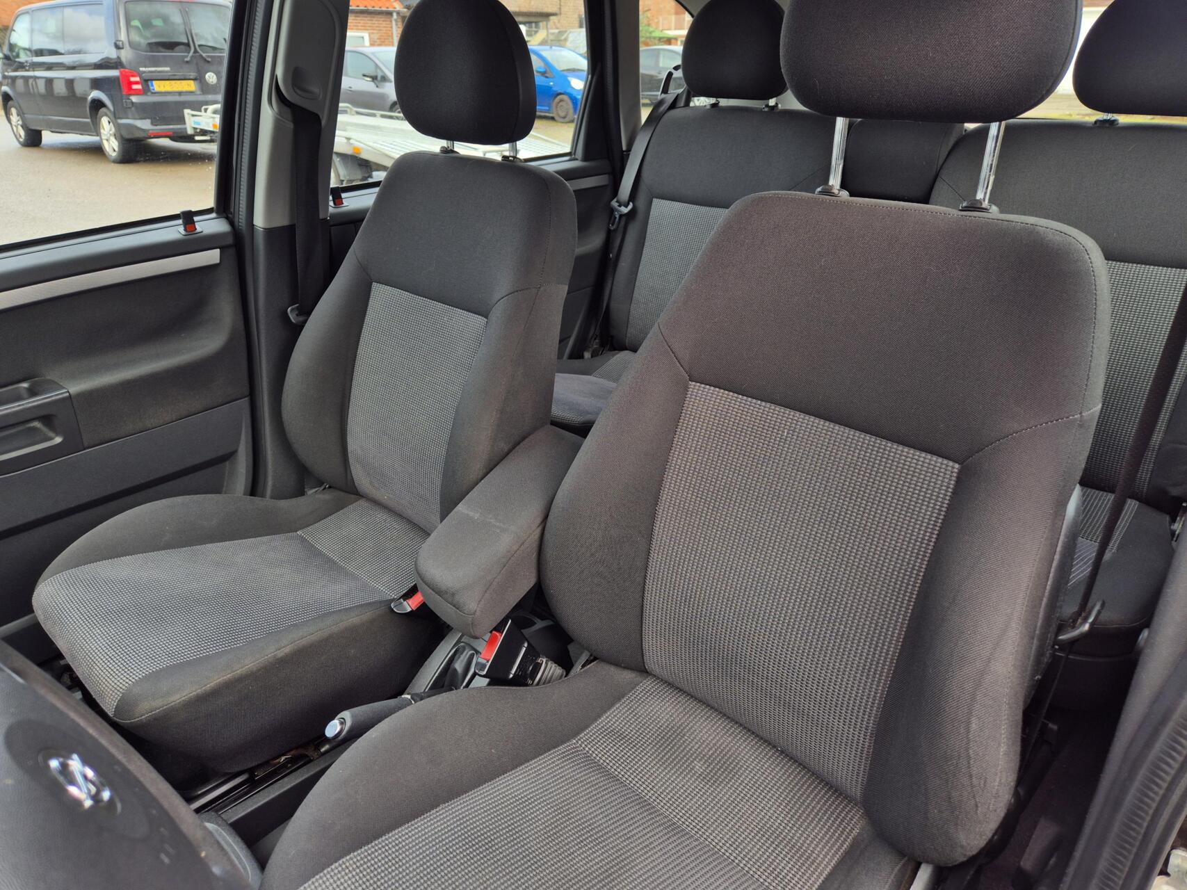 Foto van Opel Meriva-a