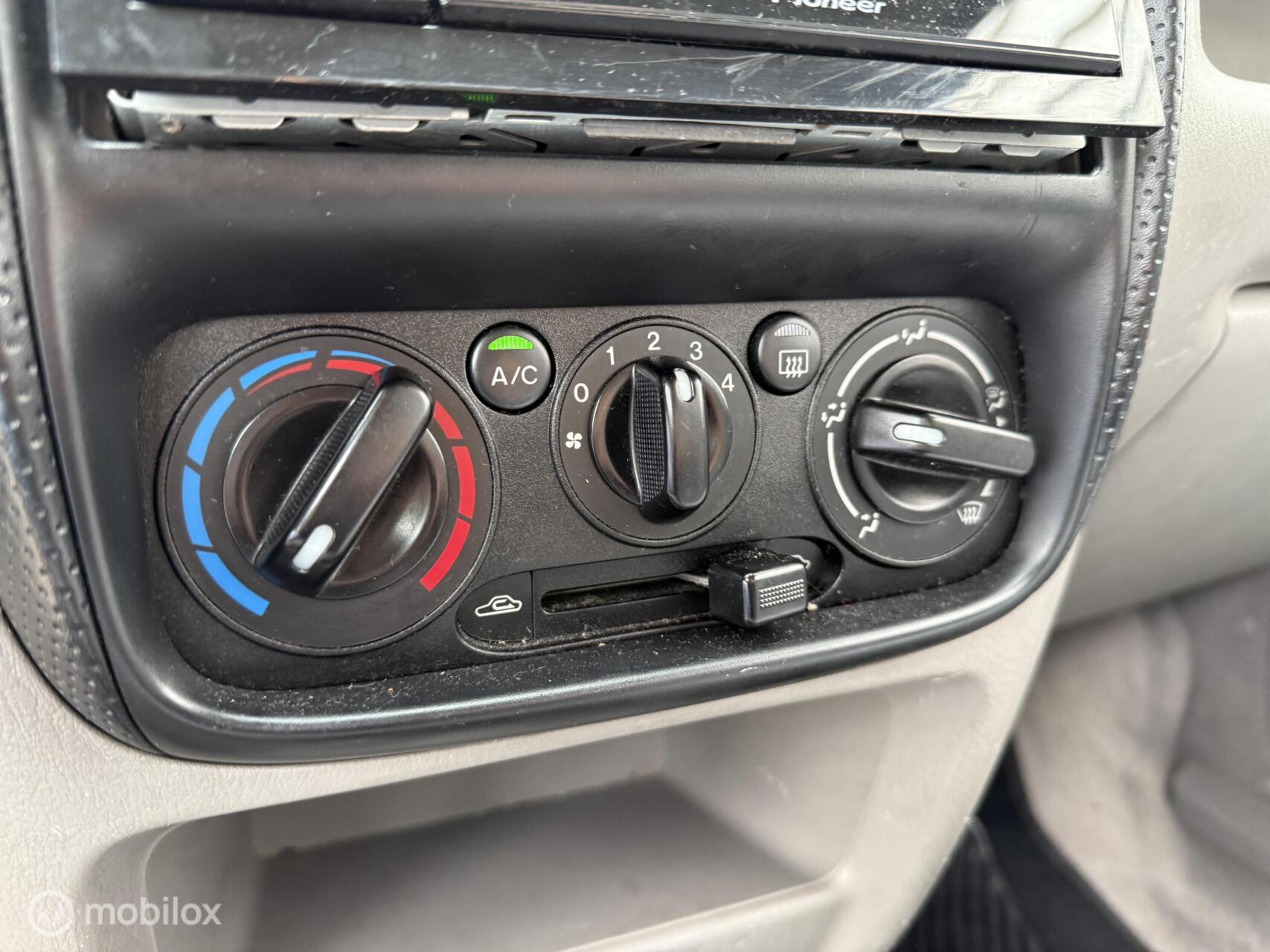 Foto van Mazda Mazda Demio