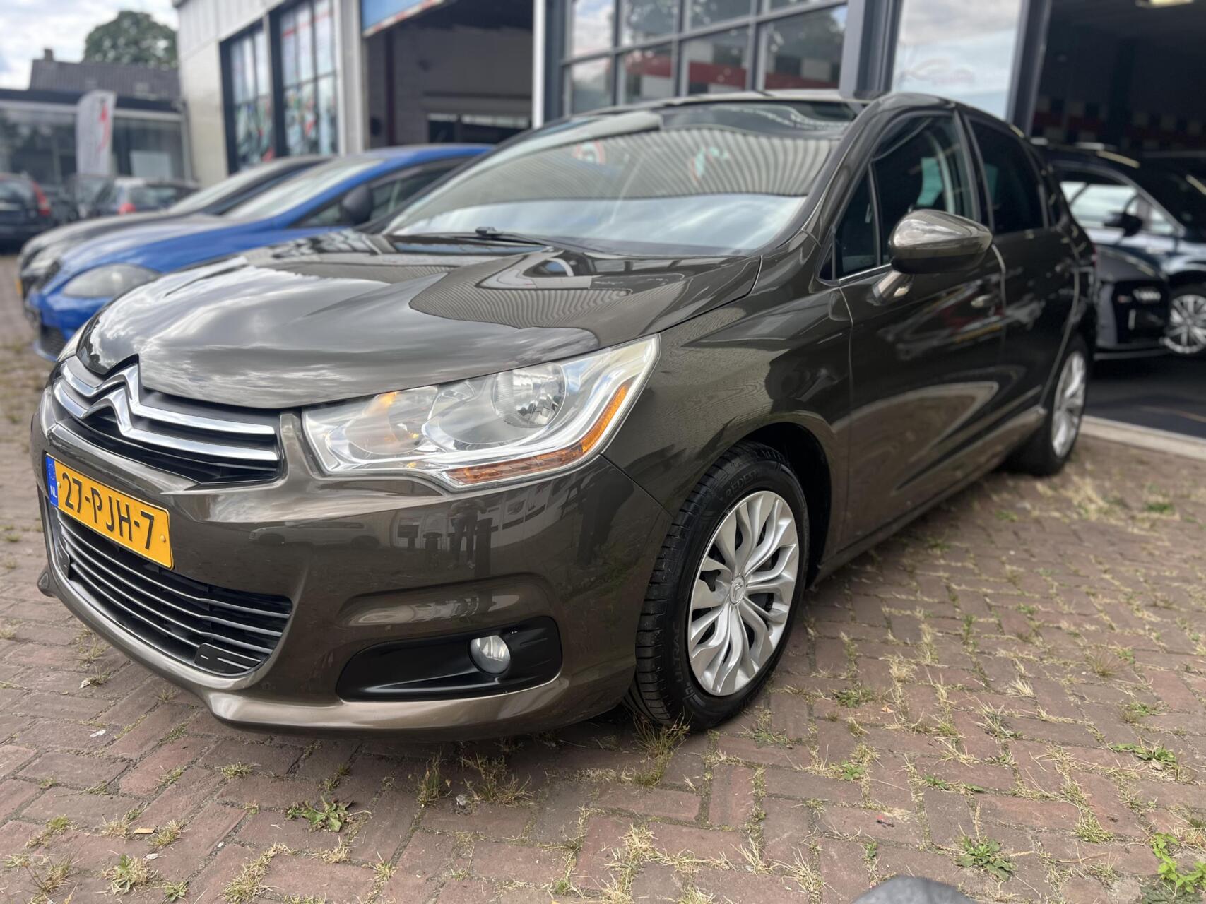Citroen C4 1.6 VTi Tendance 2011 - voorkant
