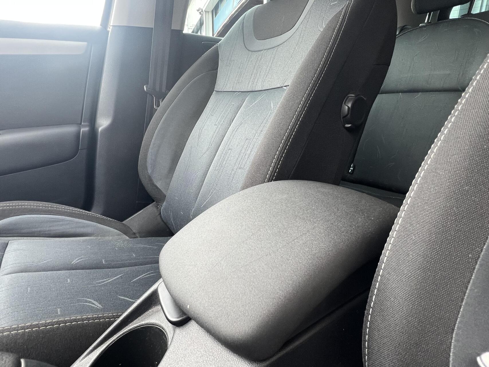 Foto van Citroen C4