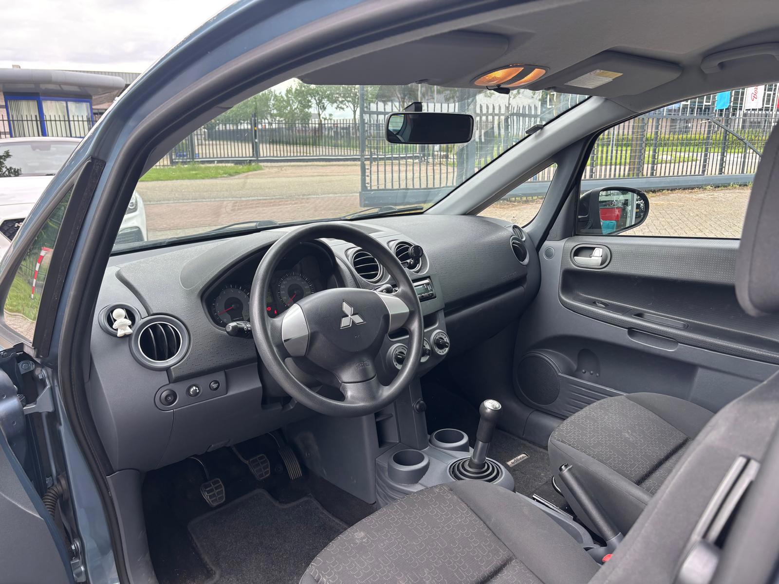 Foto van Mitsubishi Mitsubishi Colt