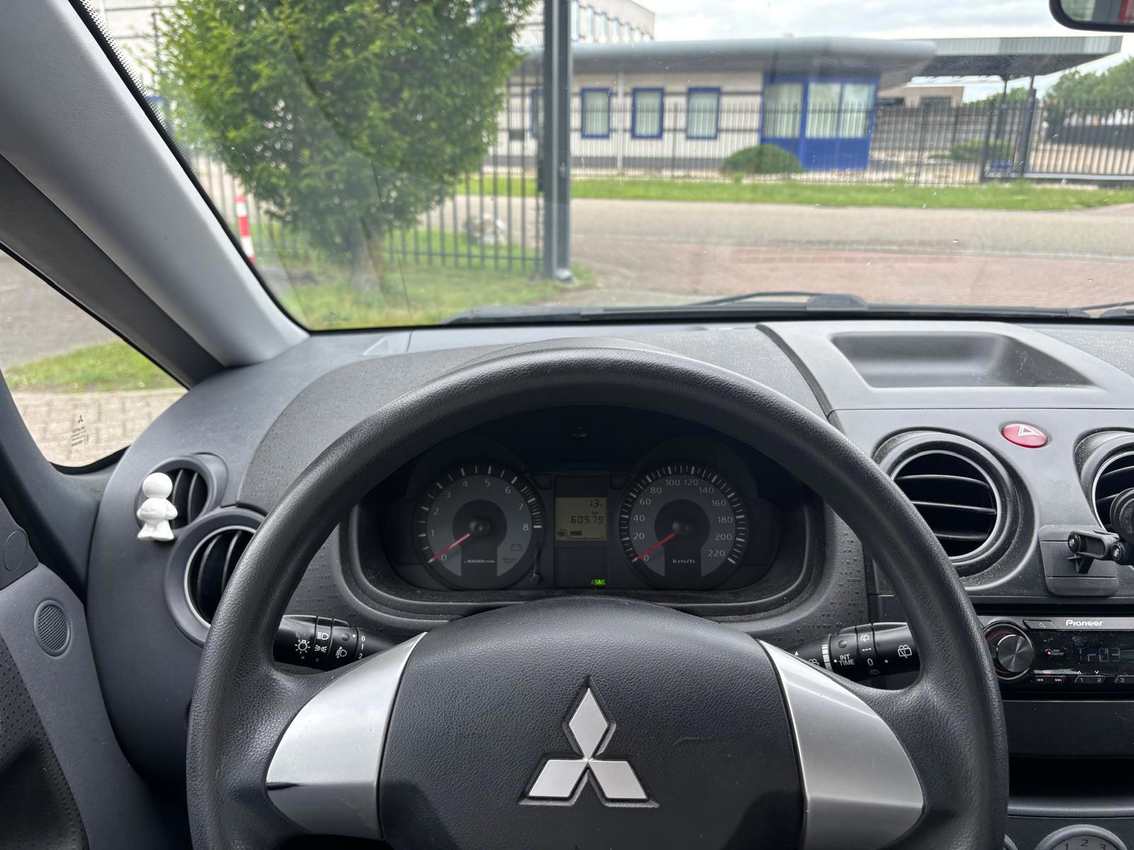 Foto van Mitsubishi Mitsubishi Colt