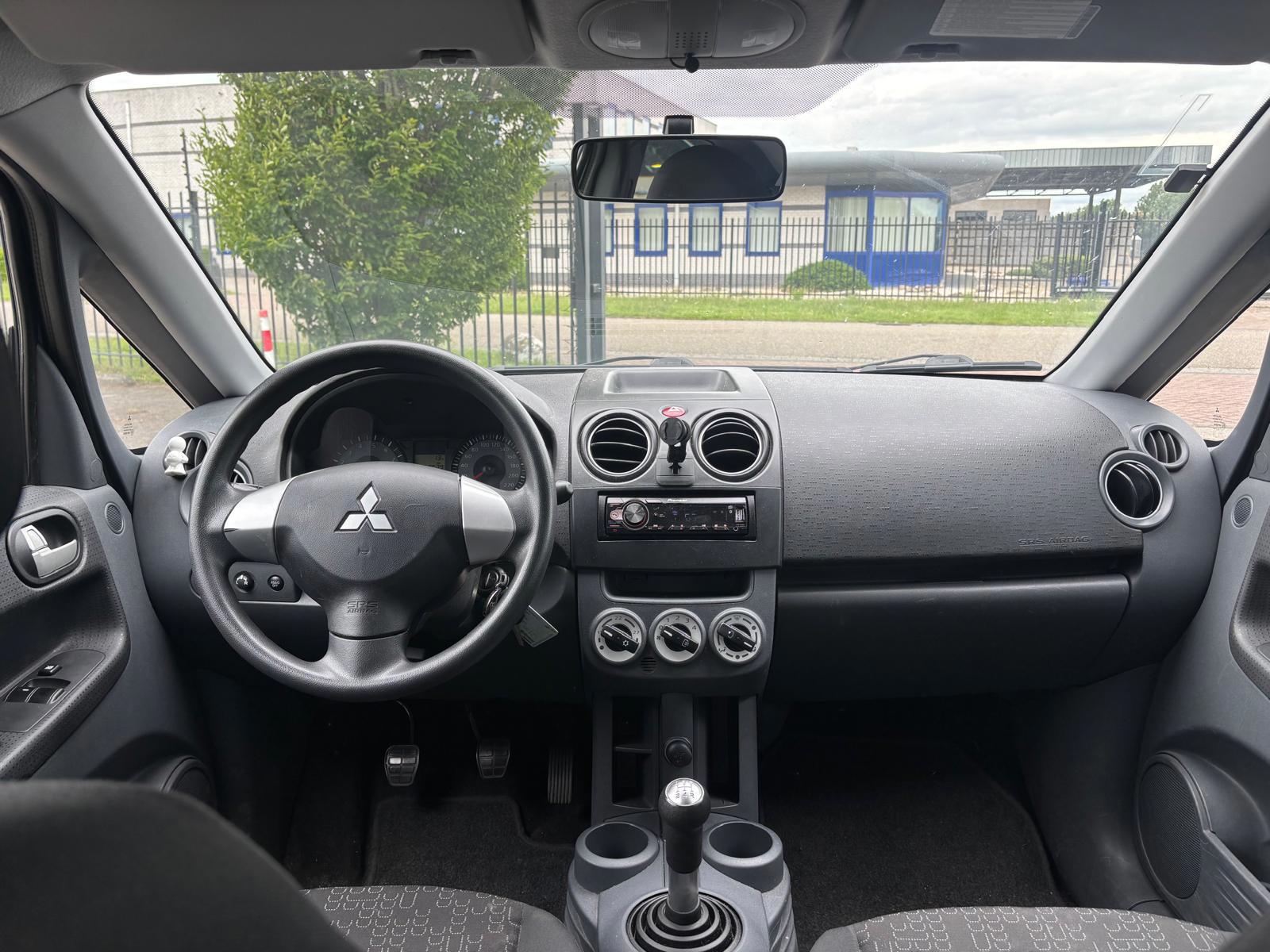 Foto van Mitsubishi Mitsubishi Colt