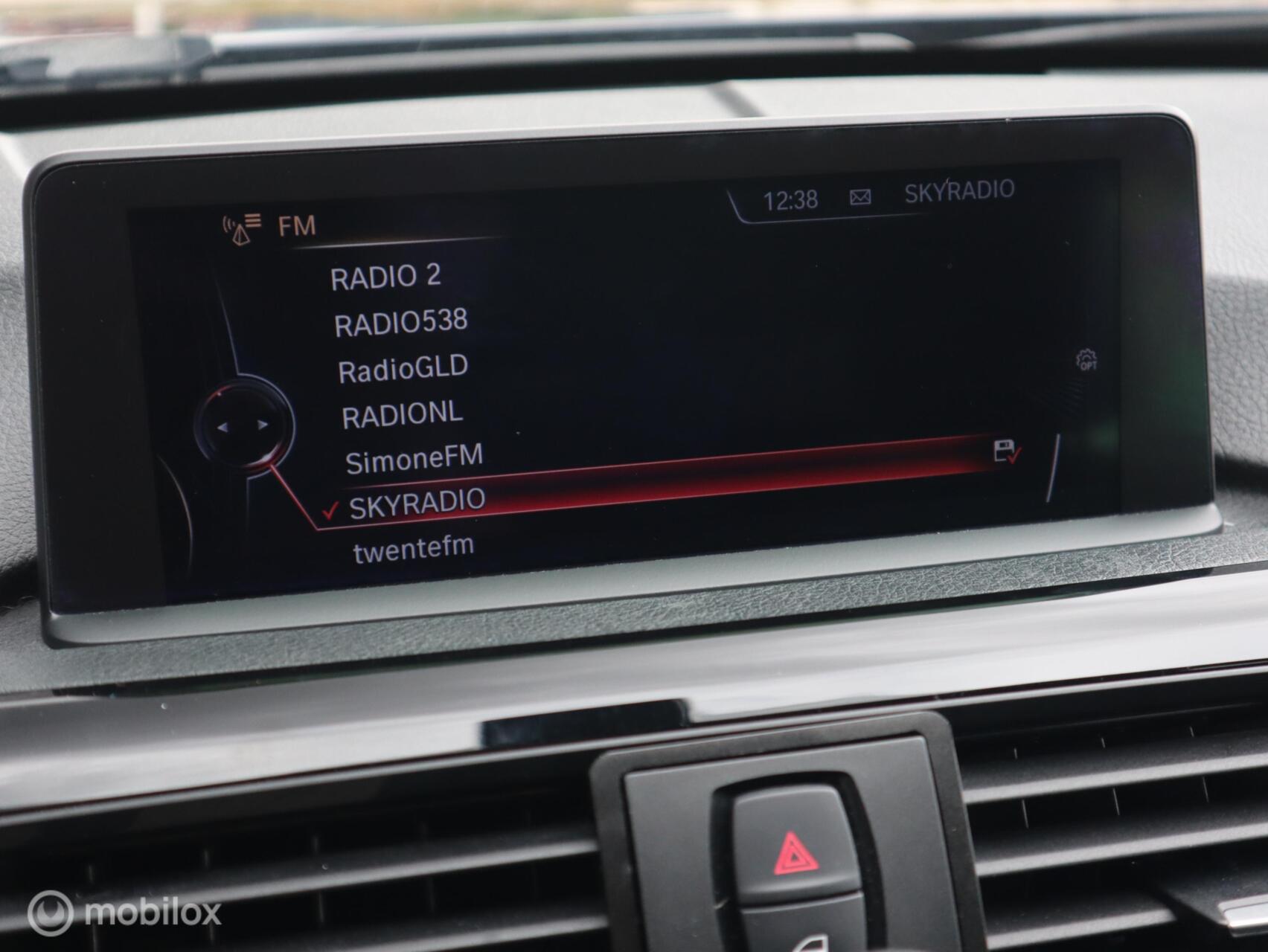 Foto van BMW 320i