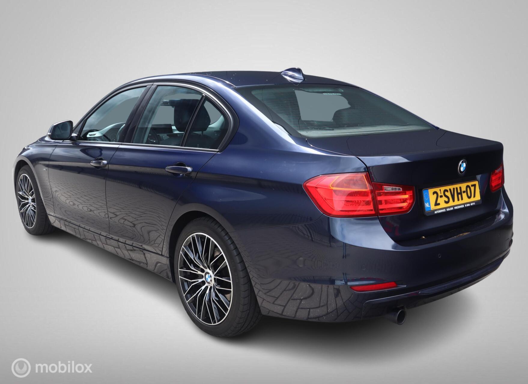Foto van BMW 320i