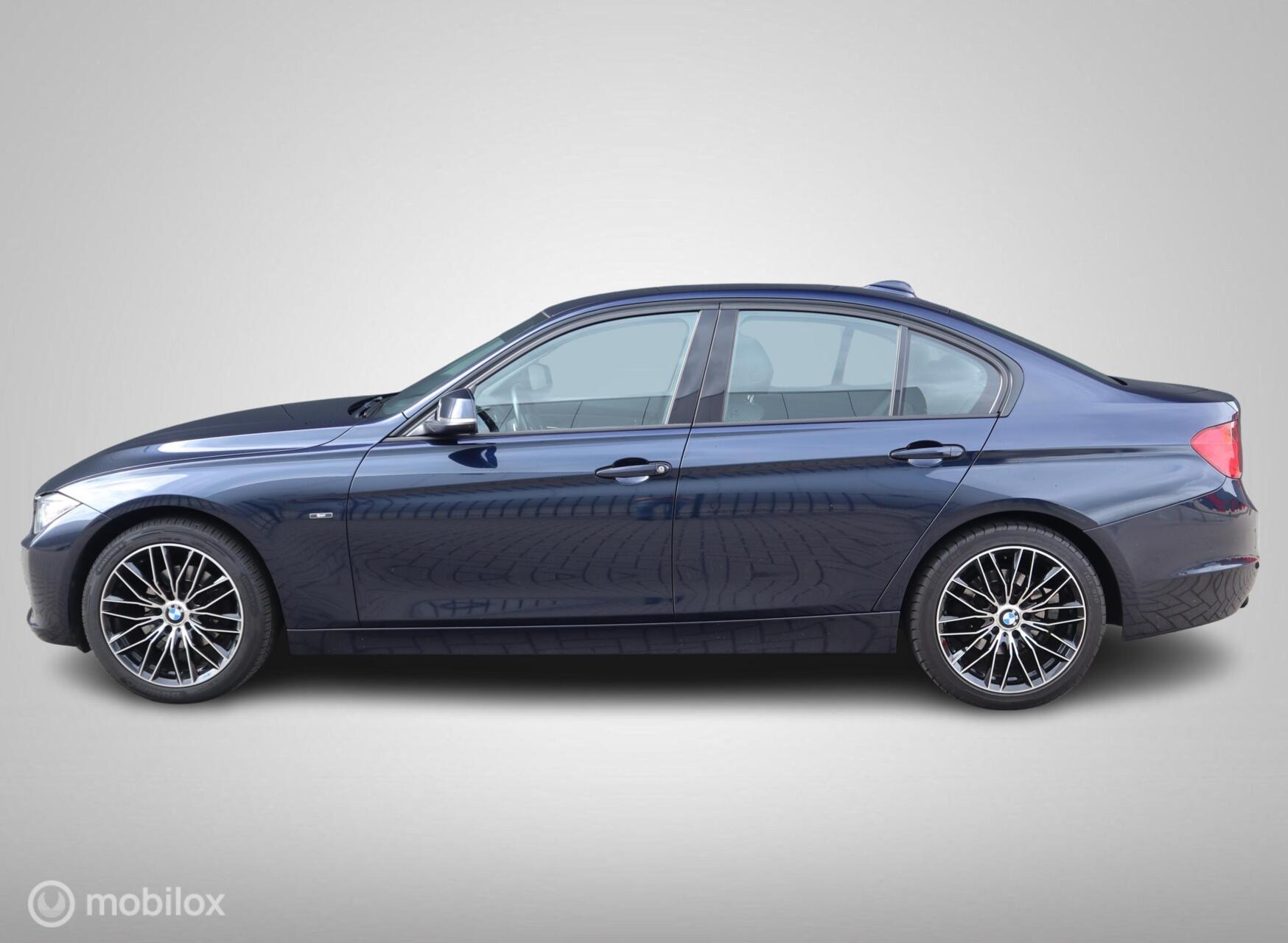 Foto van BMW 320i