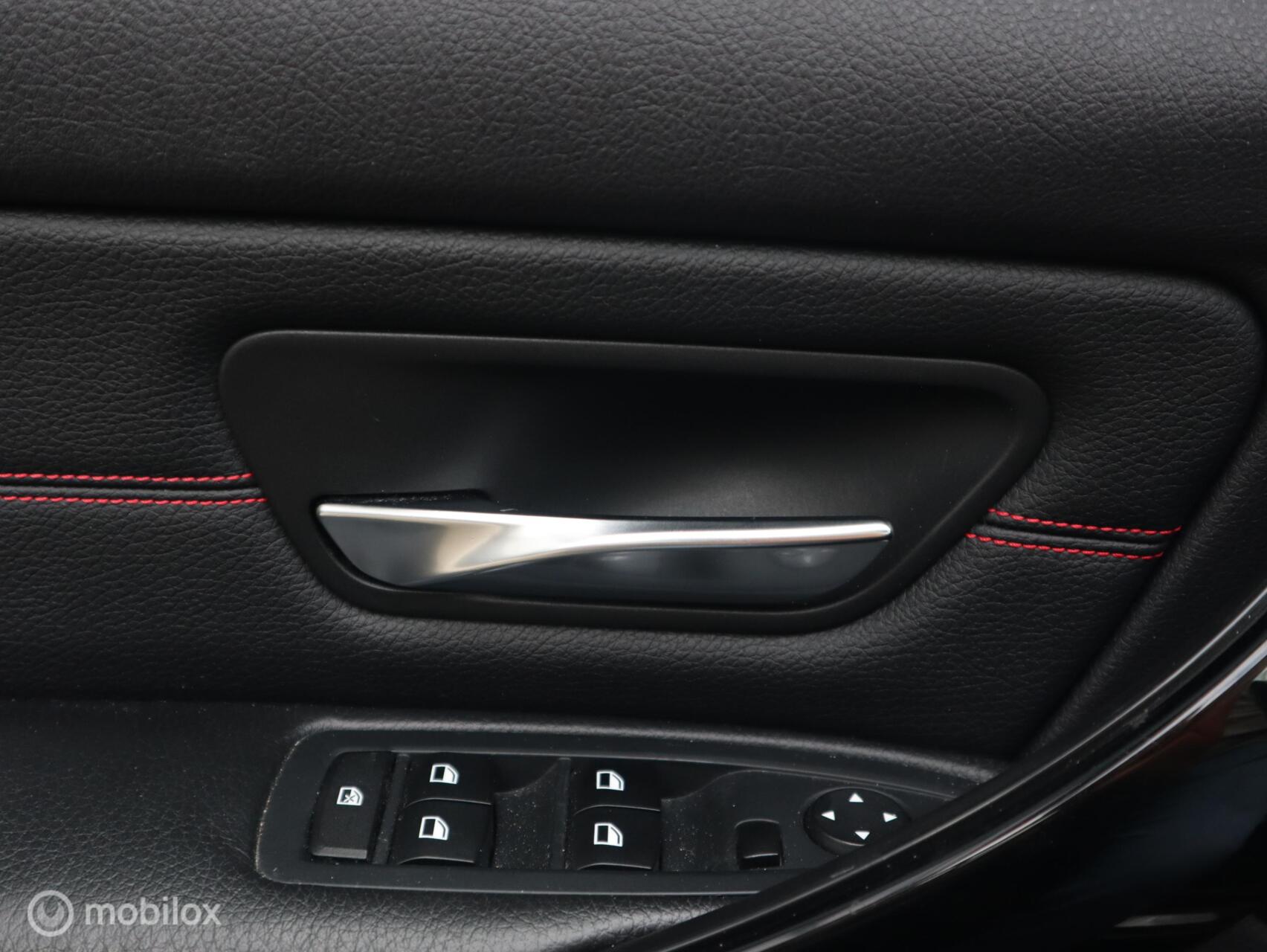 Foto van BMW 320i