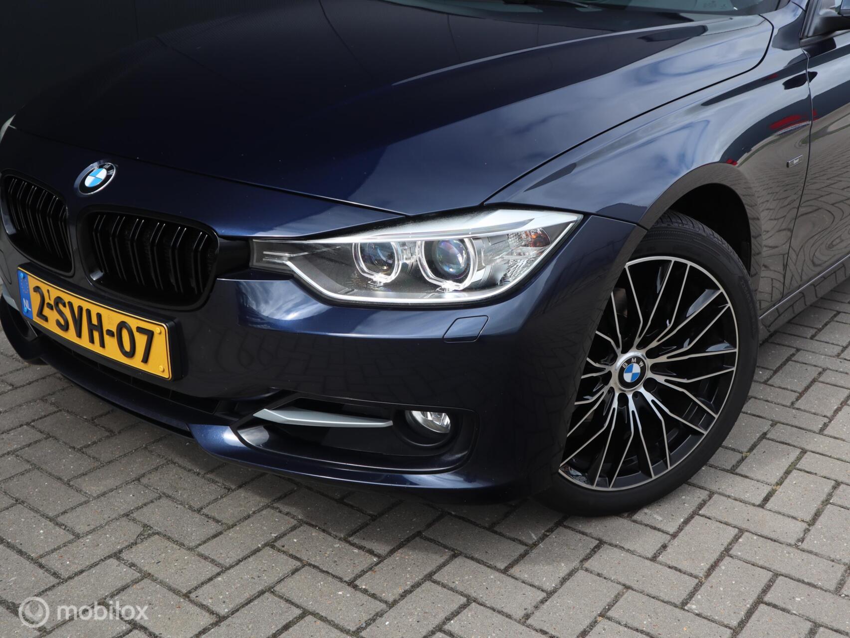 Foto van BMW 320i