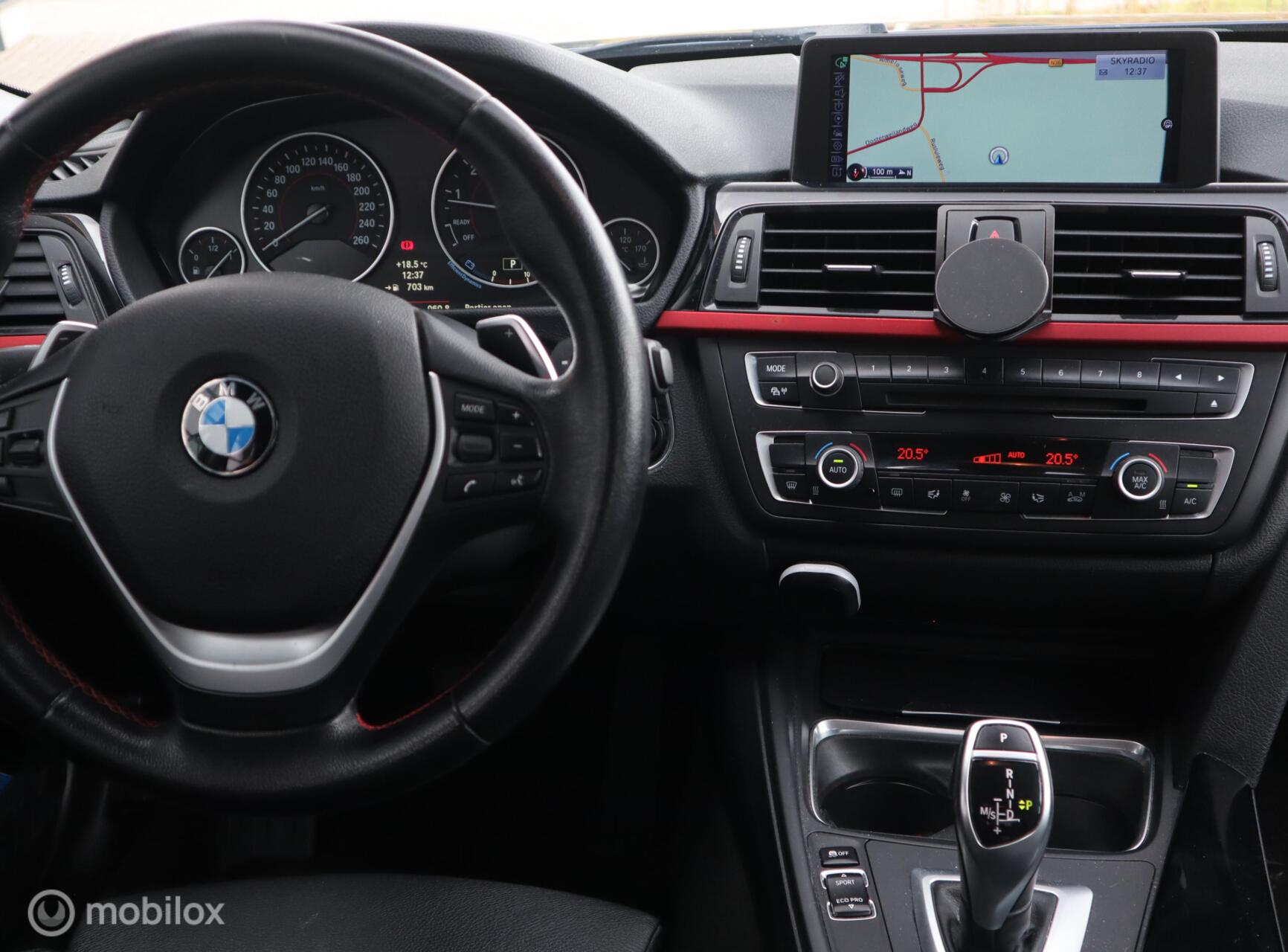Foto van BMW 320i