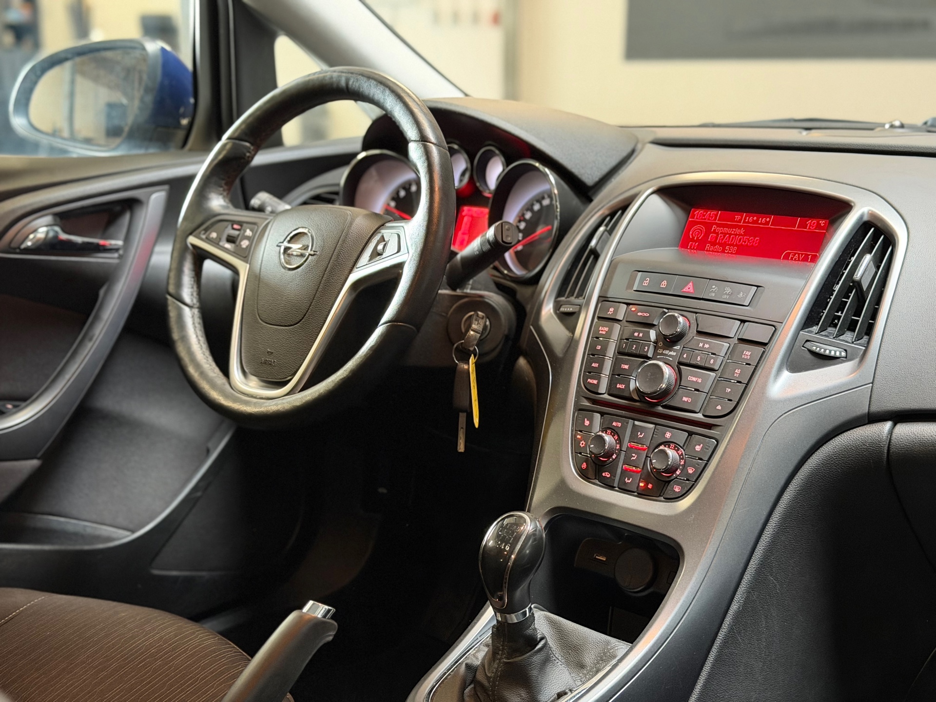 Foto van Opel Astra Sports Tourer