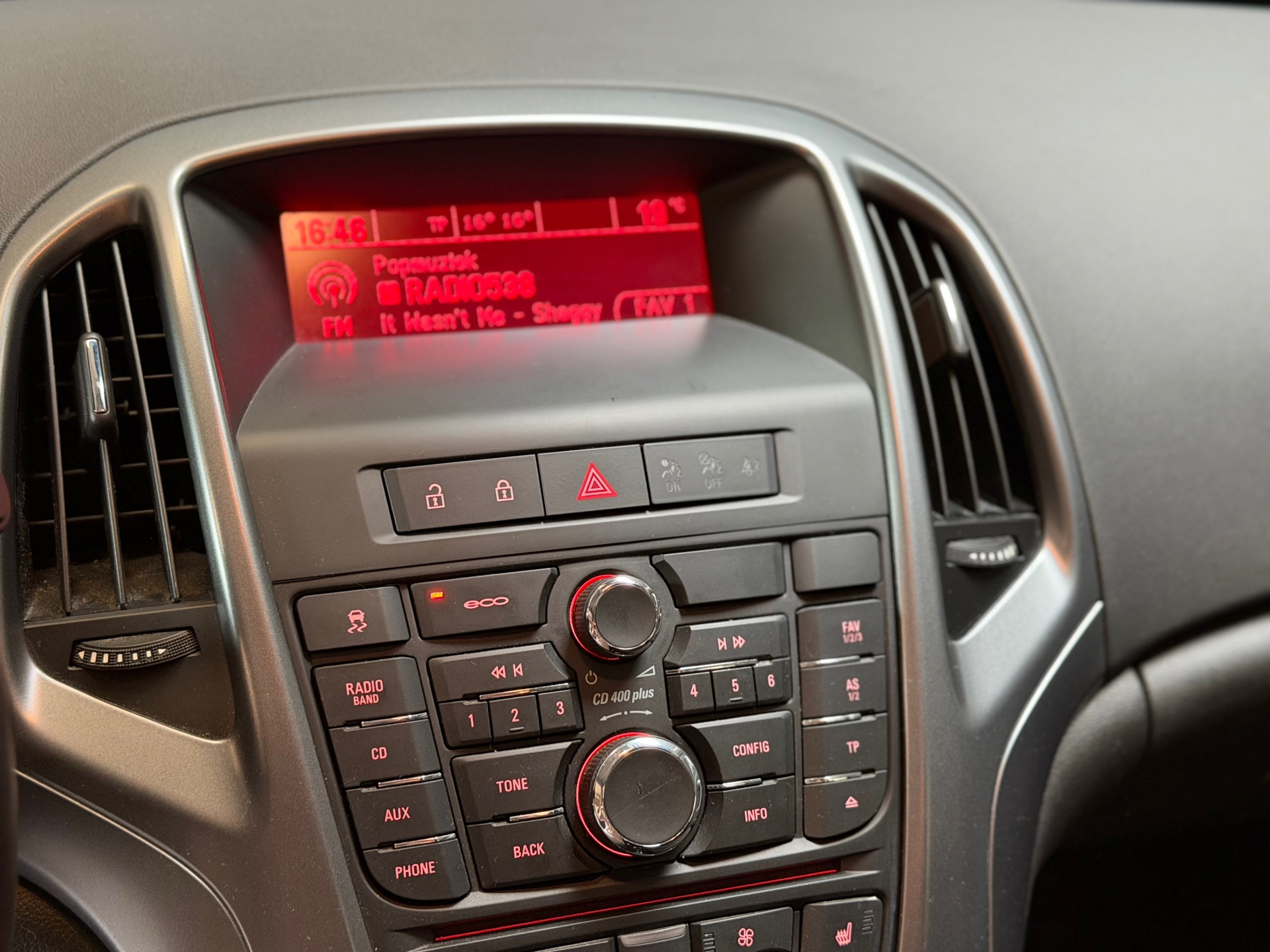 Foto van Opel Astra Sports Tourer