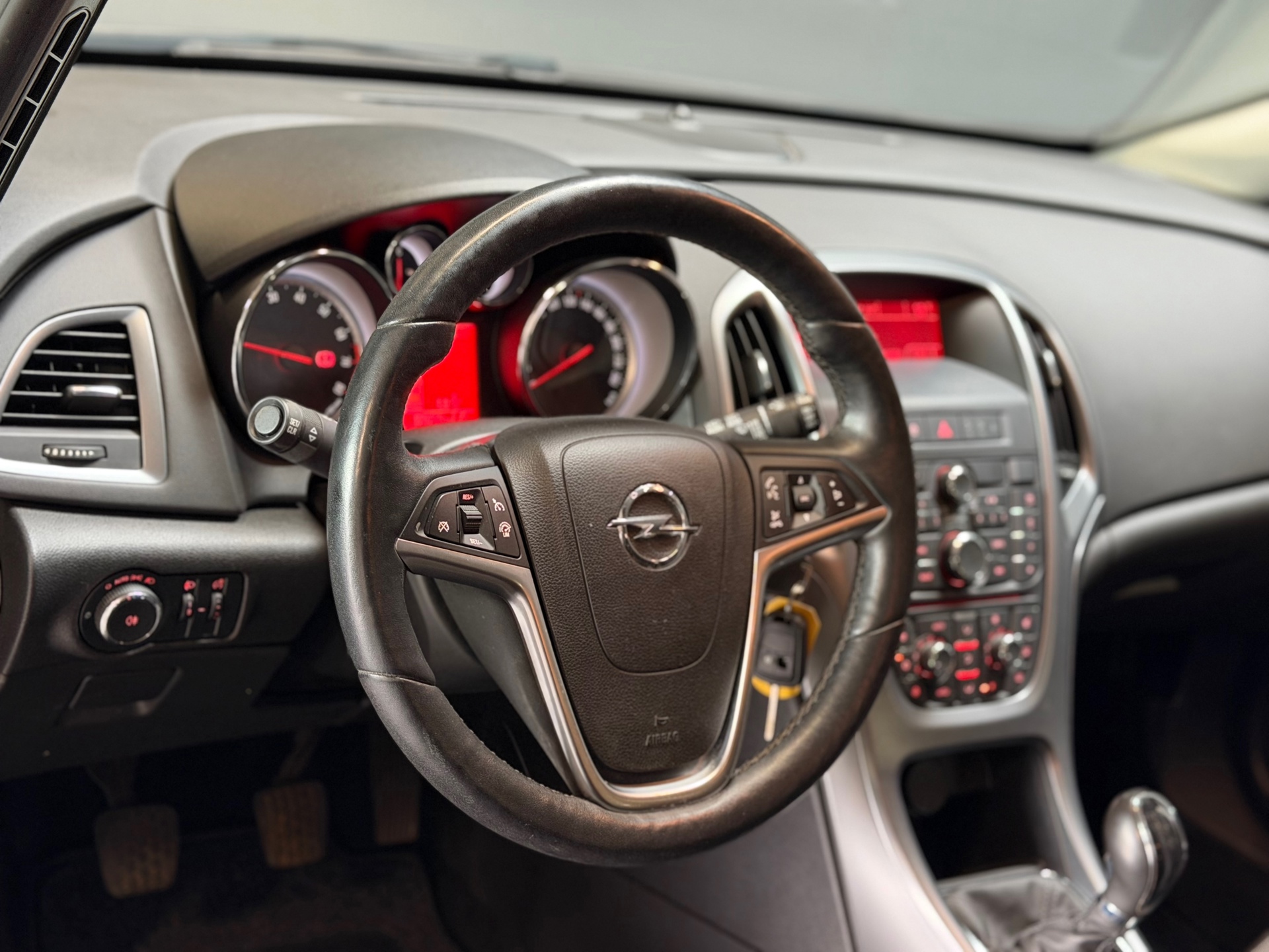 Foto van Opel Astra Sports Tourer