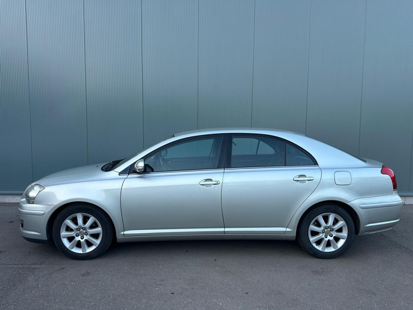 Foto van Toyota Toyota Avensis