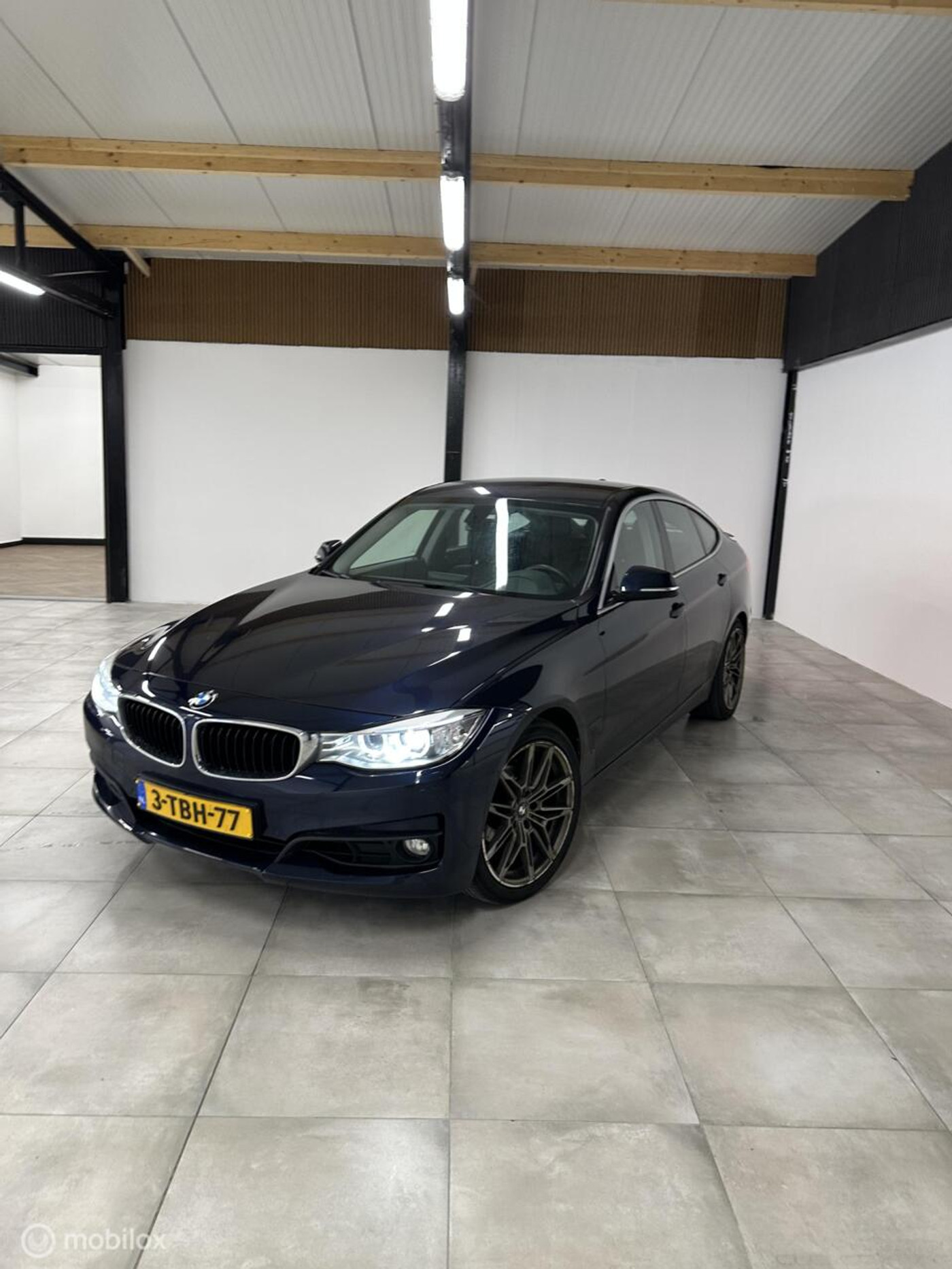 Foto van BMW 320i