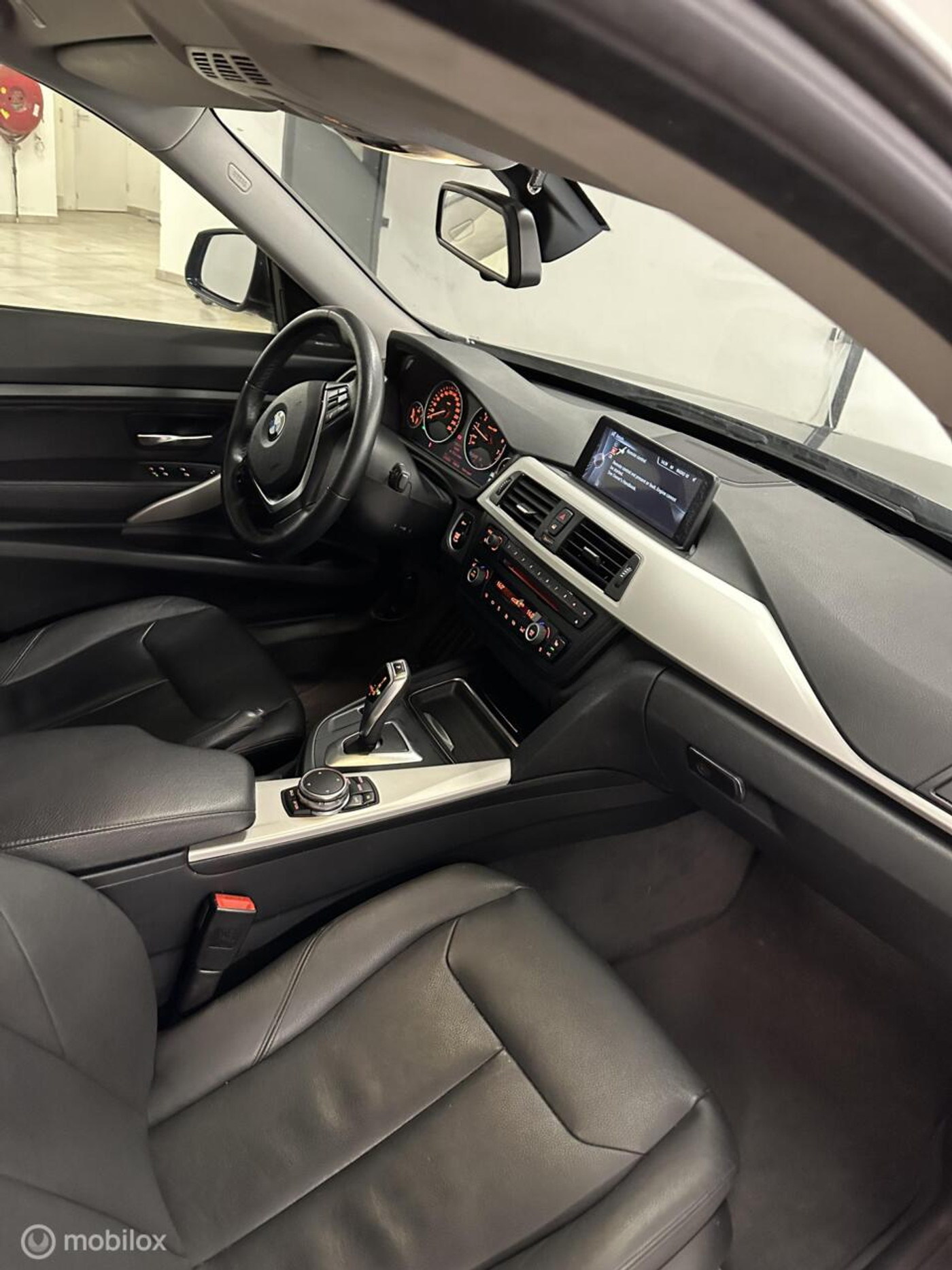 Foto van BMW 320i