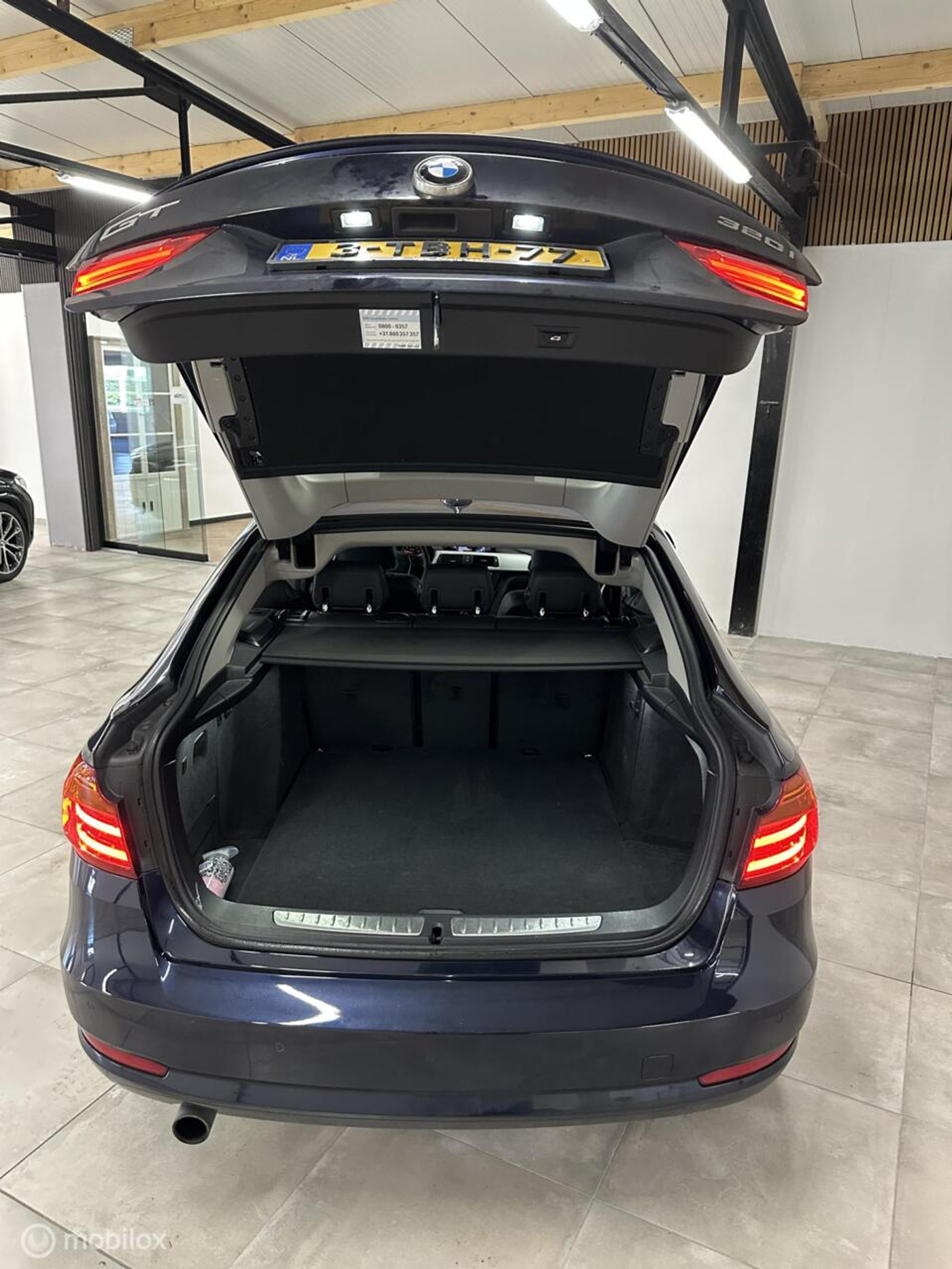 Foto van BMW 320i