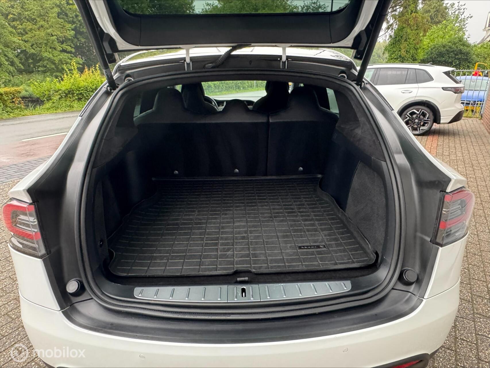 Foto van Tesla Model X