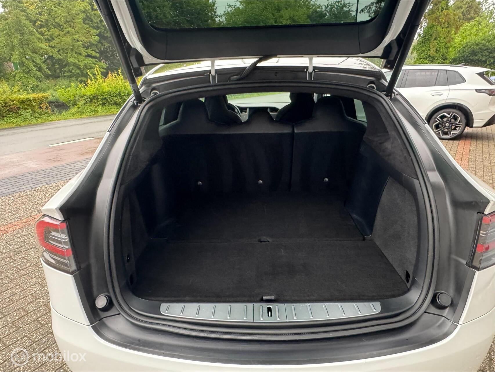 Foto van Tesla Model X
