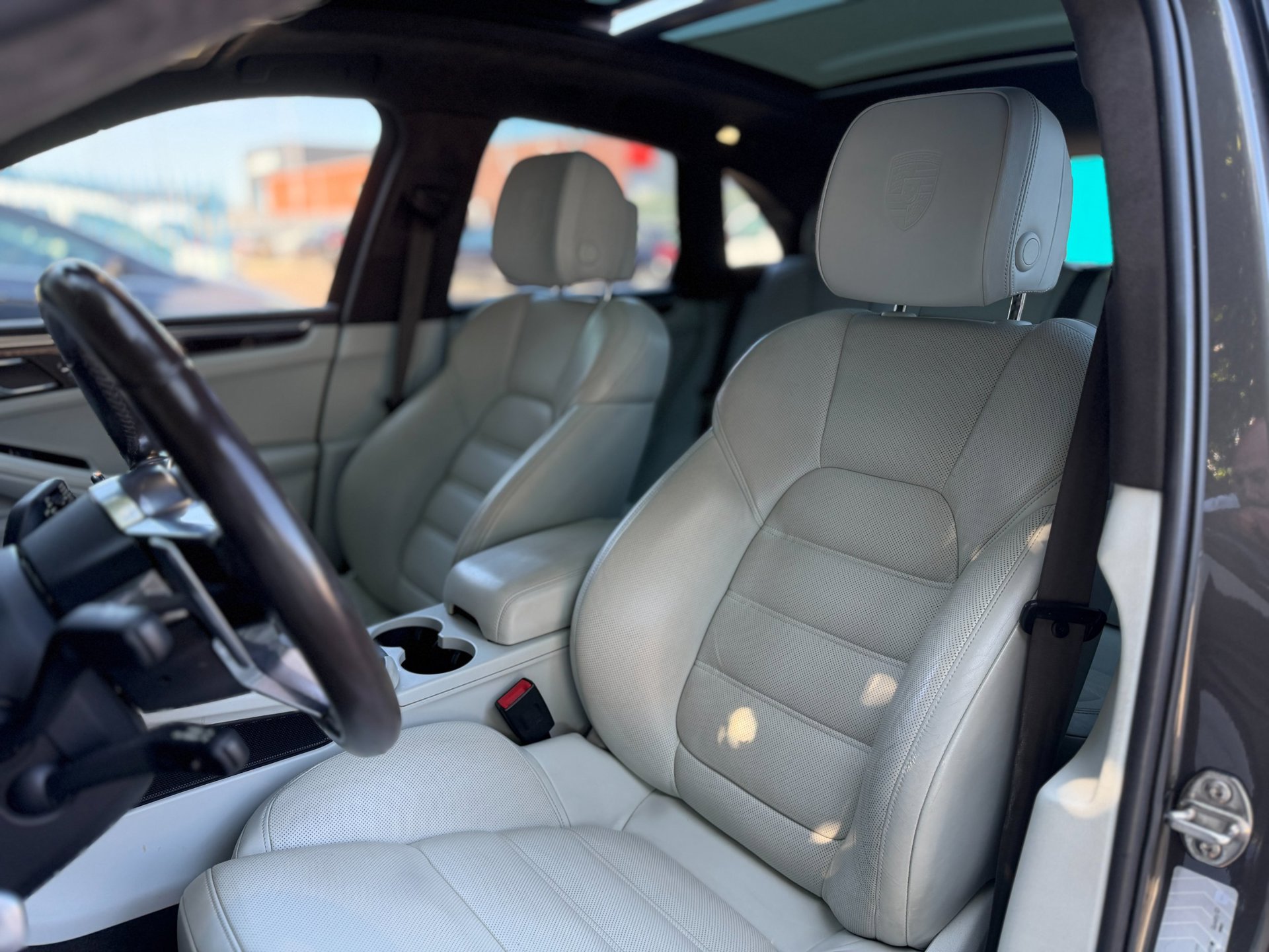 Foto van Porsche Macan Turbo