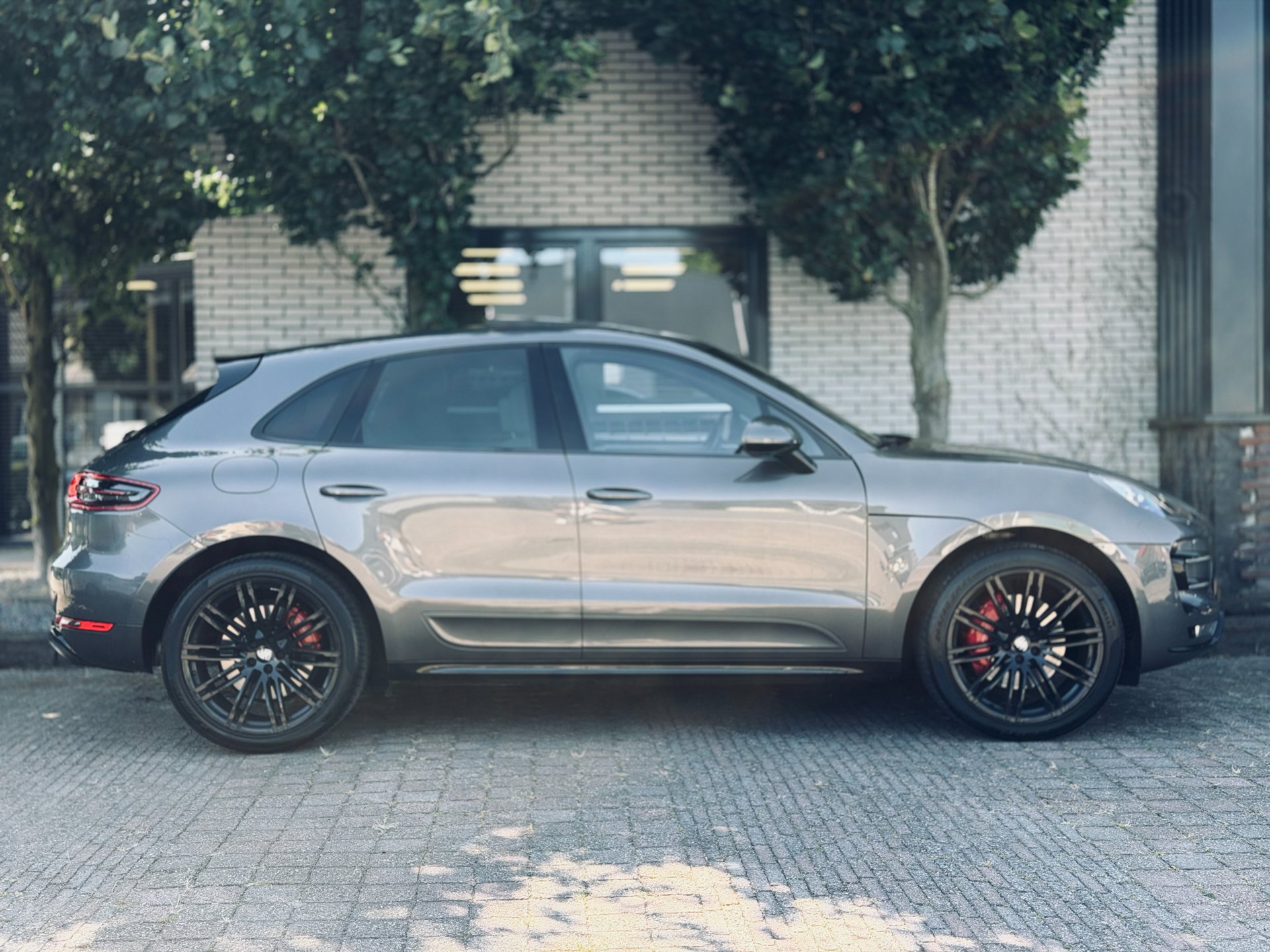 Foto van Porsche Macan Turbo