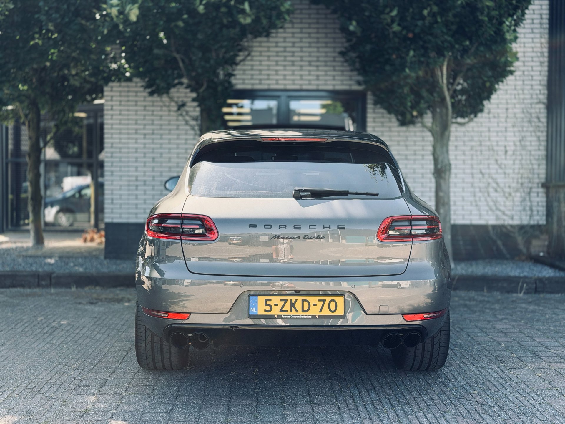 Foto van Porsche Macan Turbo