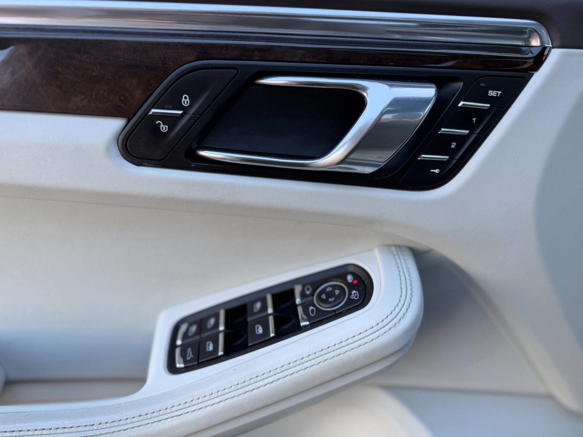 Foto van Porsche Macan Turbo