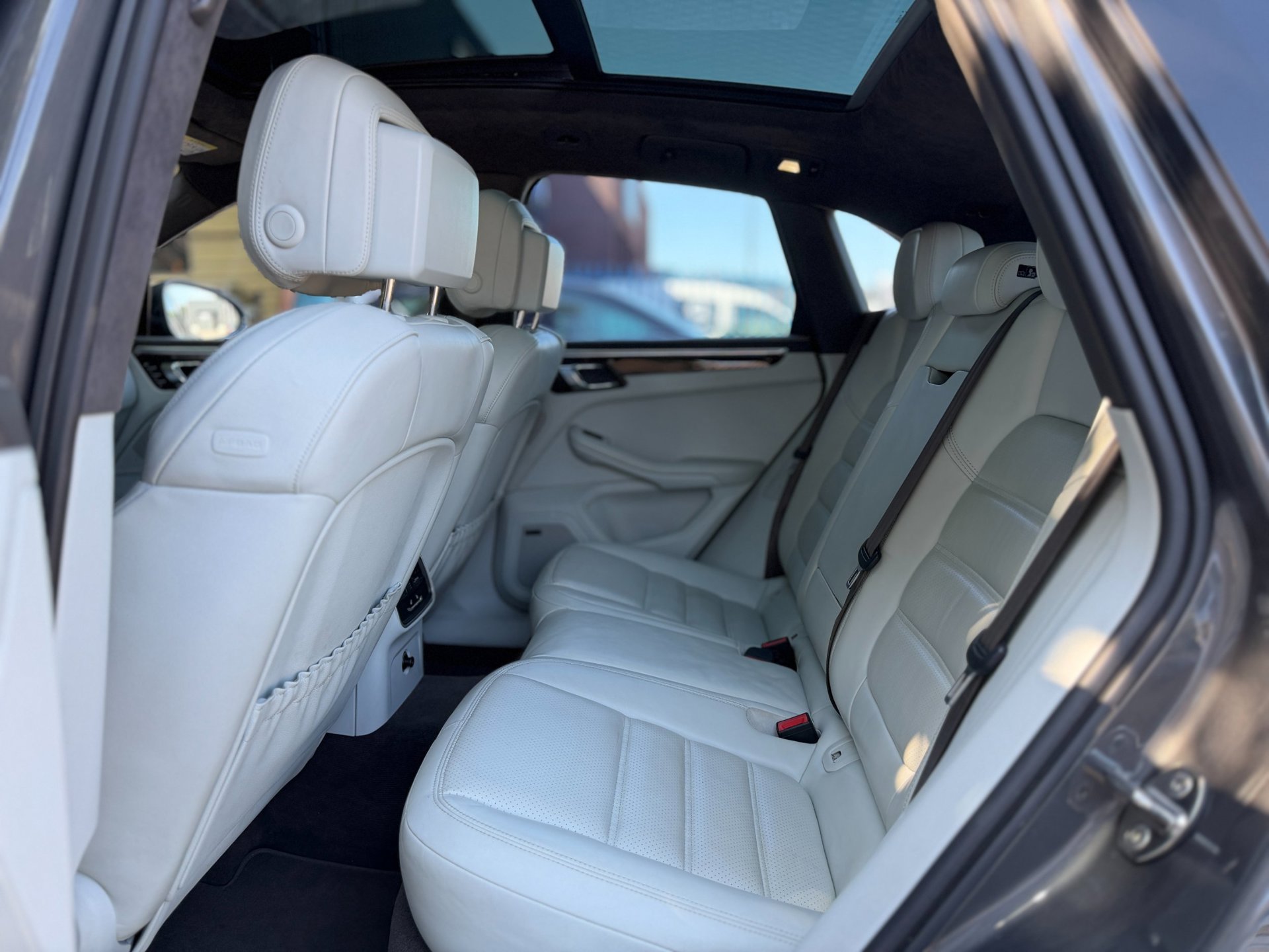 Foto van Porsche Macan Turbo