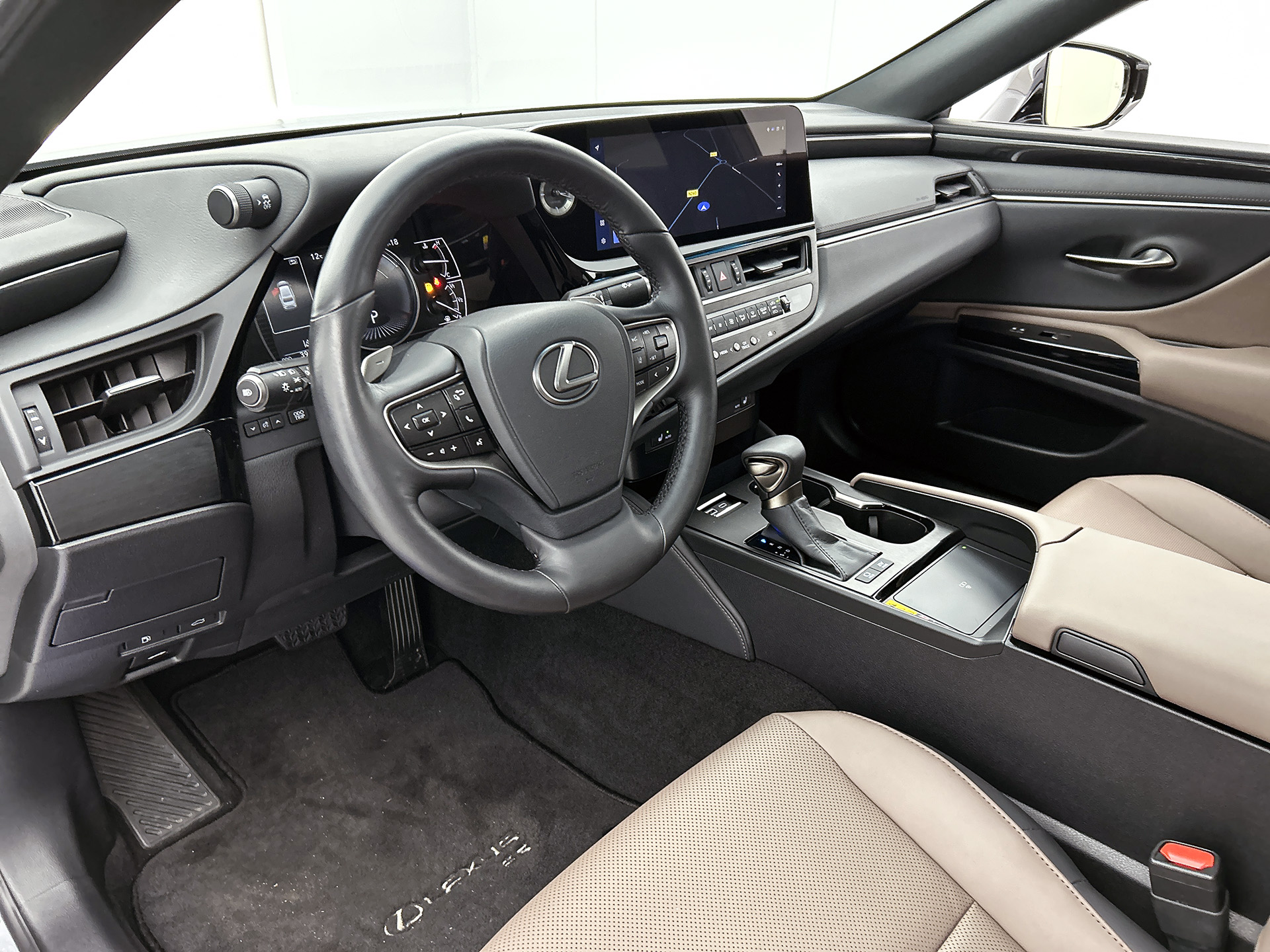 Foto van Lexus Es