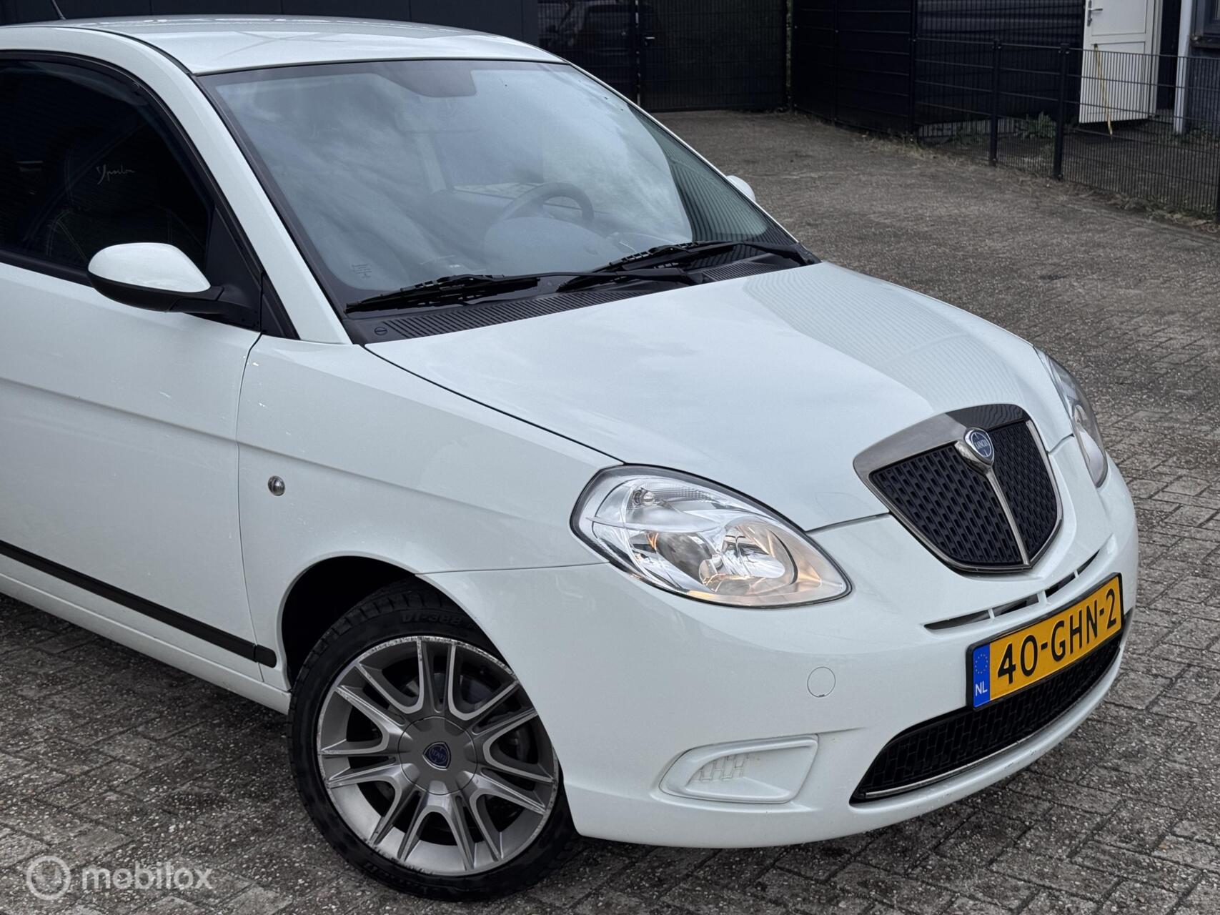 Foto van Lancia Lancia Ypsilon