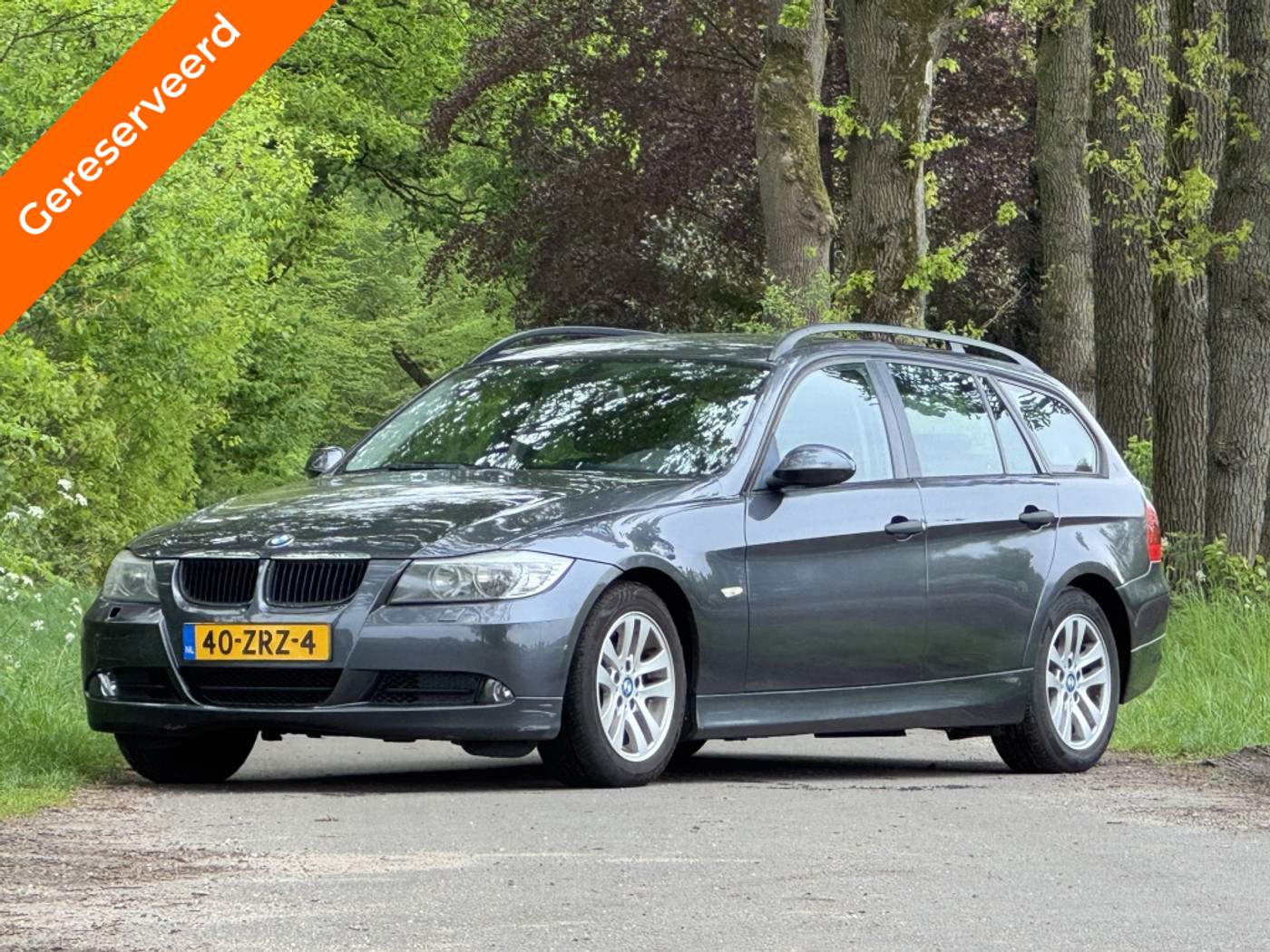 BMW 3er Reihe 320i 2006 - voorkant