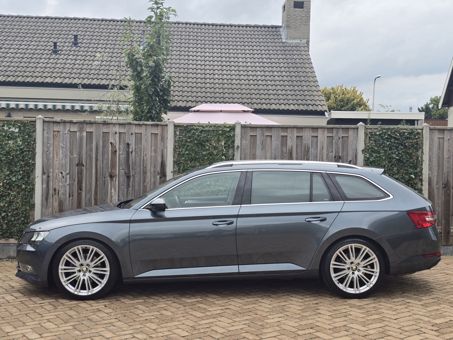 Foto van Skoda Superb