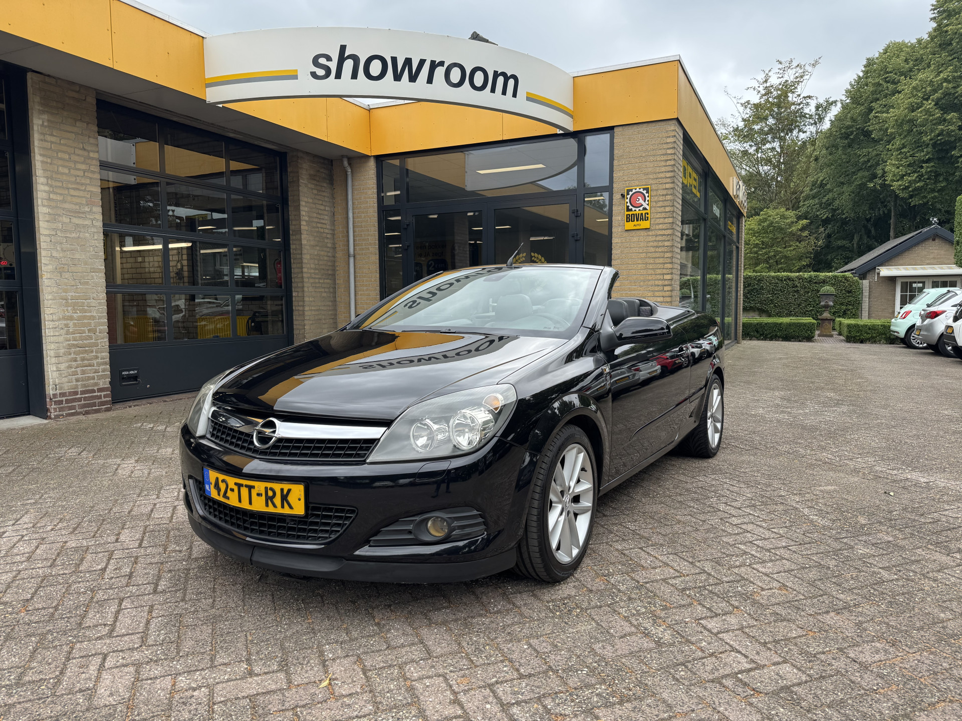 Opel Astra Twin Top 1.8 Cosmo Airco 2007 - voorkant