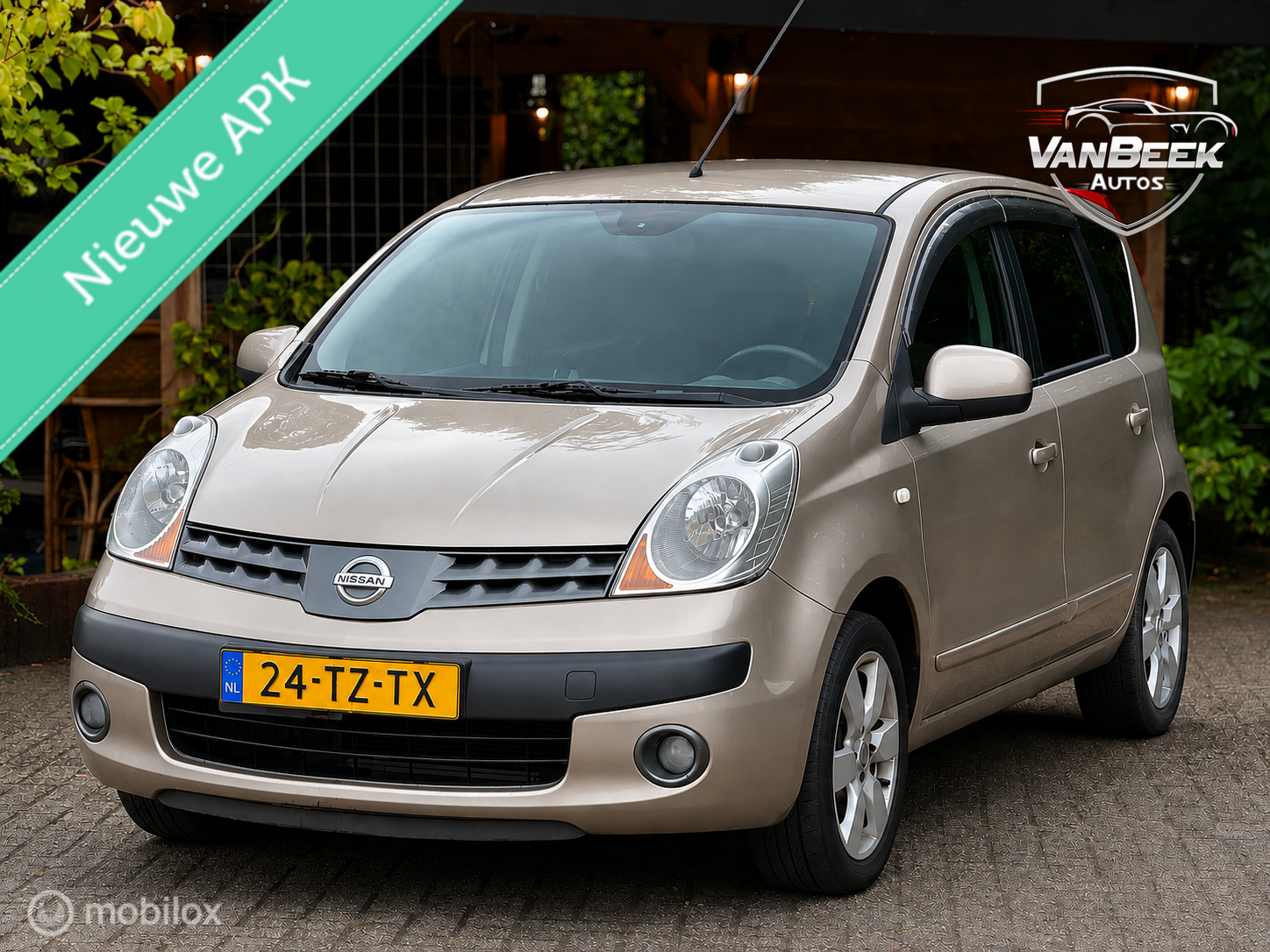 Nissan Nissan Note 1.6 Acenta Nwe Apk Airco Keyless 2007 - voorkant