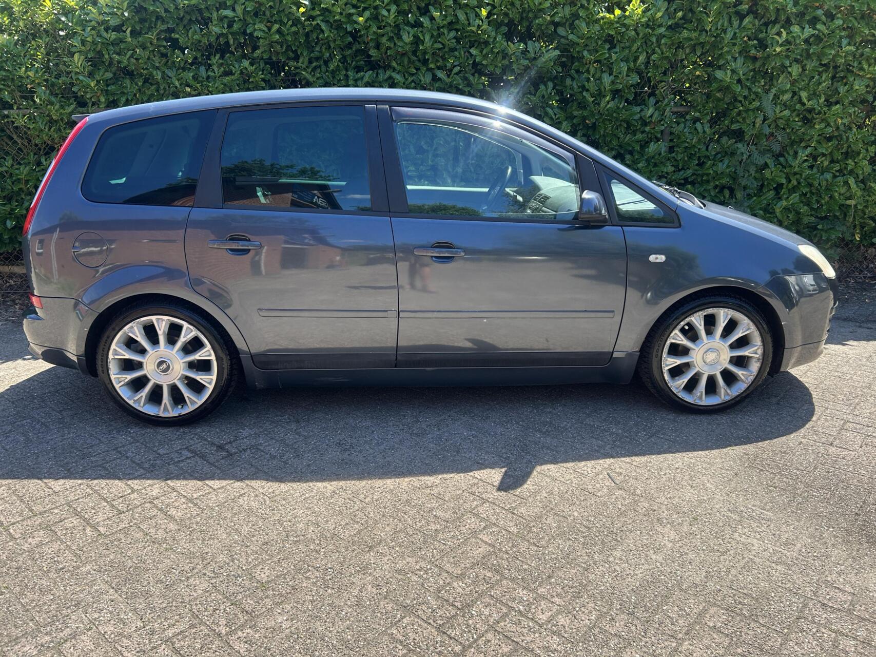 Foto van Ford Focus C-max