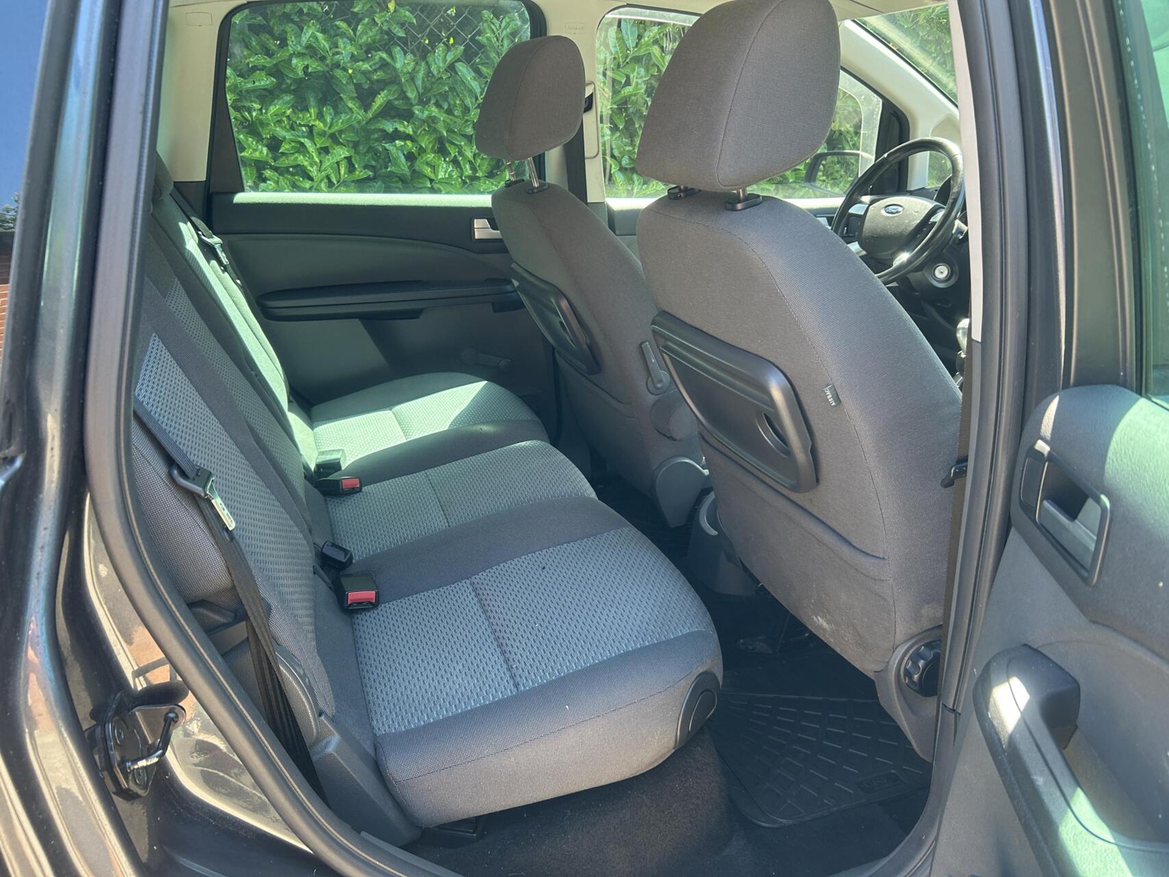 Foto van Ford Focus C-max