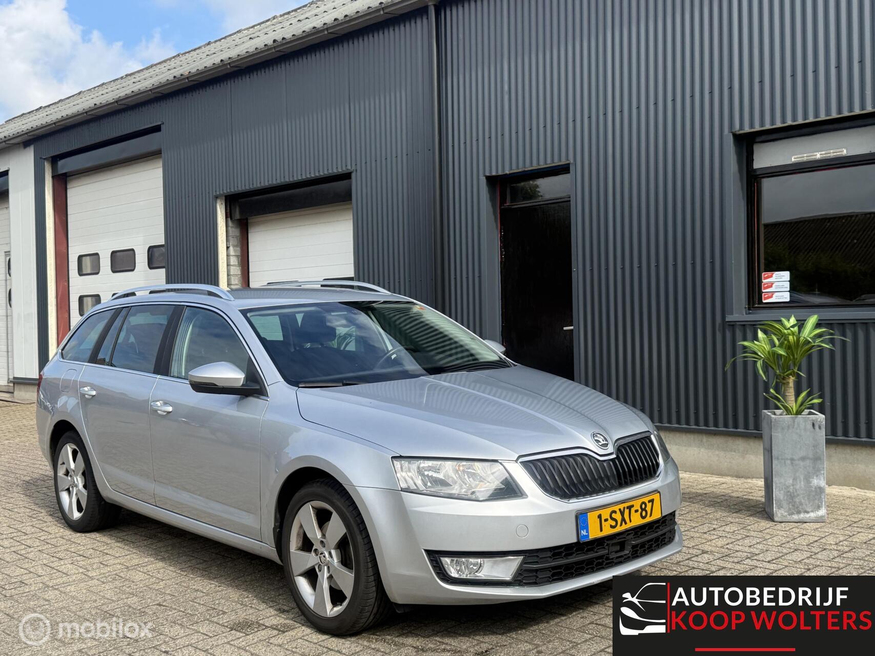 Skoda Octavia 1.2 TSI Greentech Elegance 2014 - voorkant