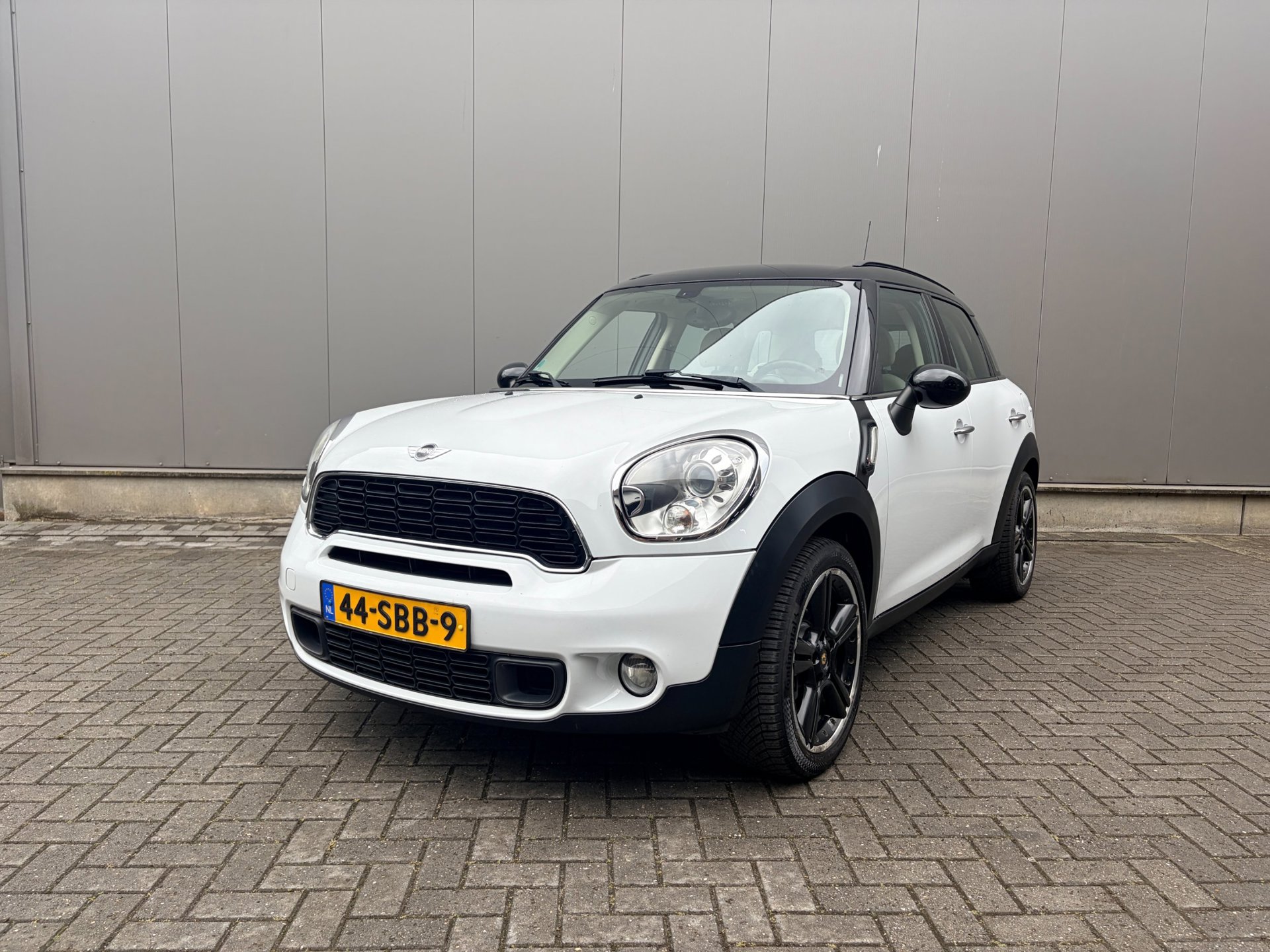 Mini Cooper S Countryman 1.6 Cooper S Chili 2011 - voorkant
