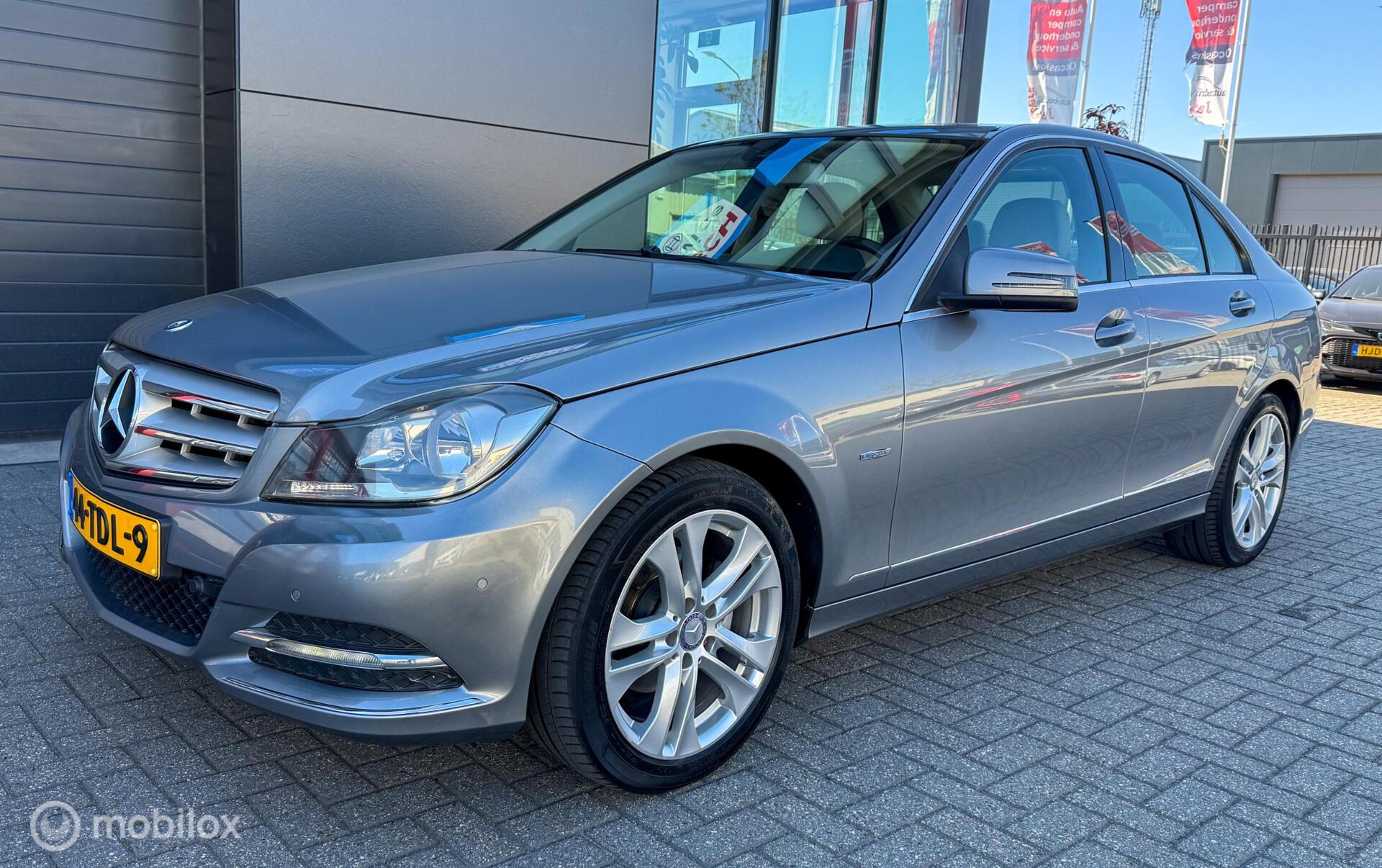 Foto van Mercedes-Benz C 180