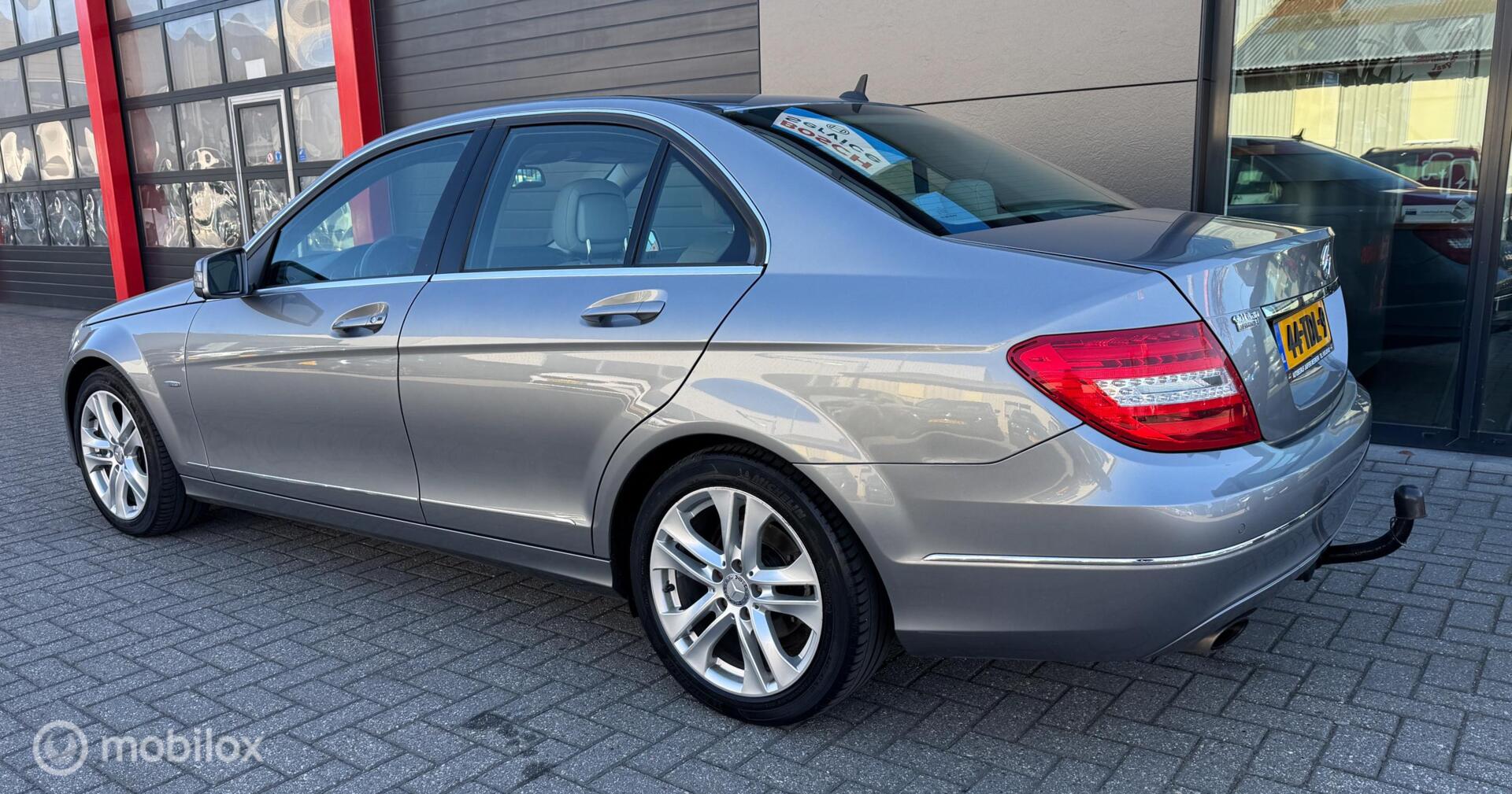Foto van Mercedes-Benz C 180