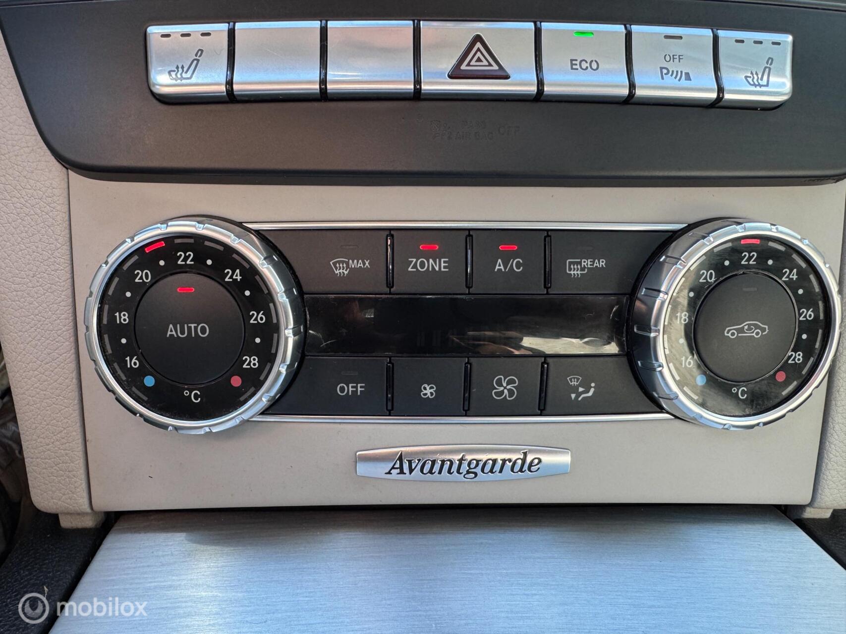 Foto van Mercedes-Benz C 180