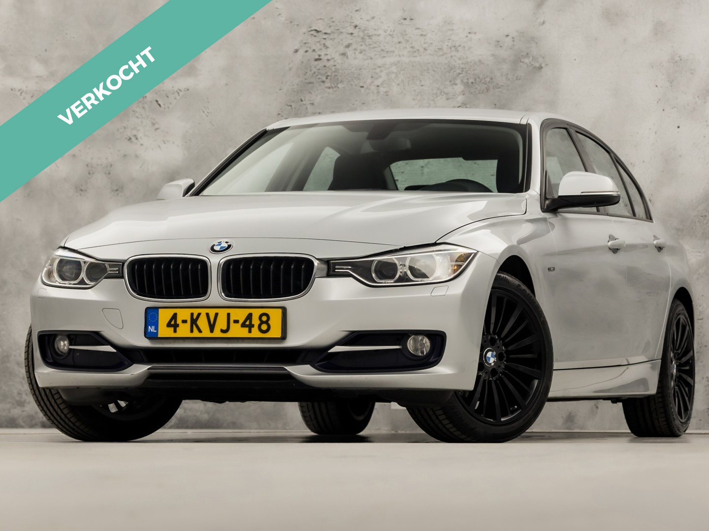 BMW 316i 316i High Executive 2013 - voorkant