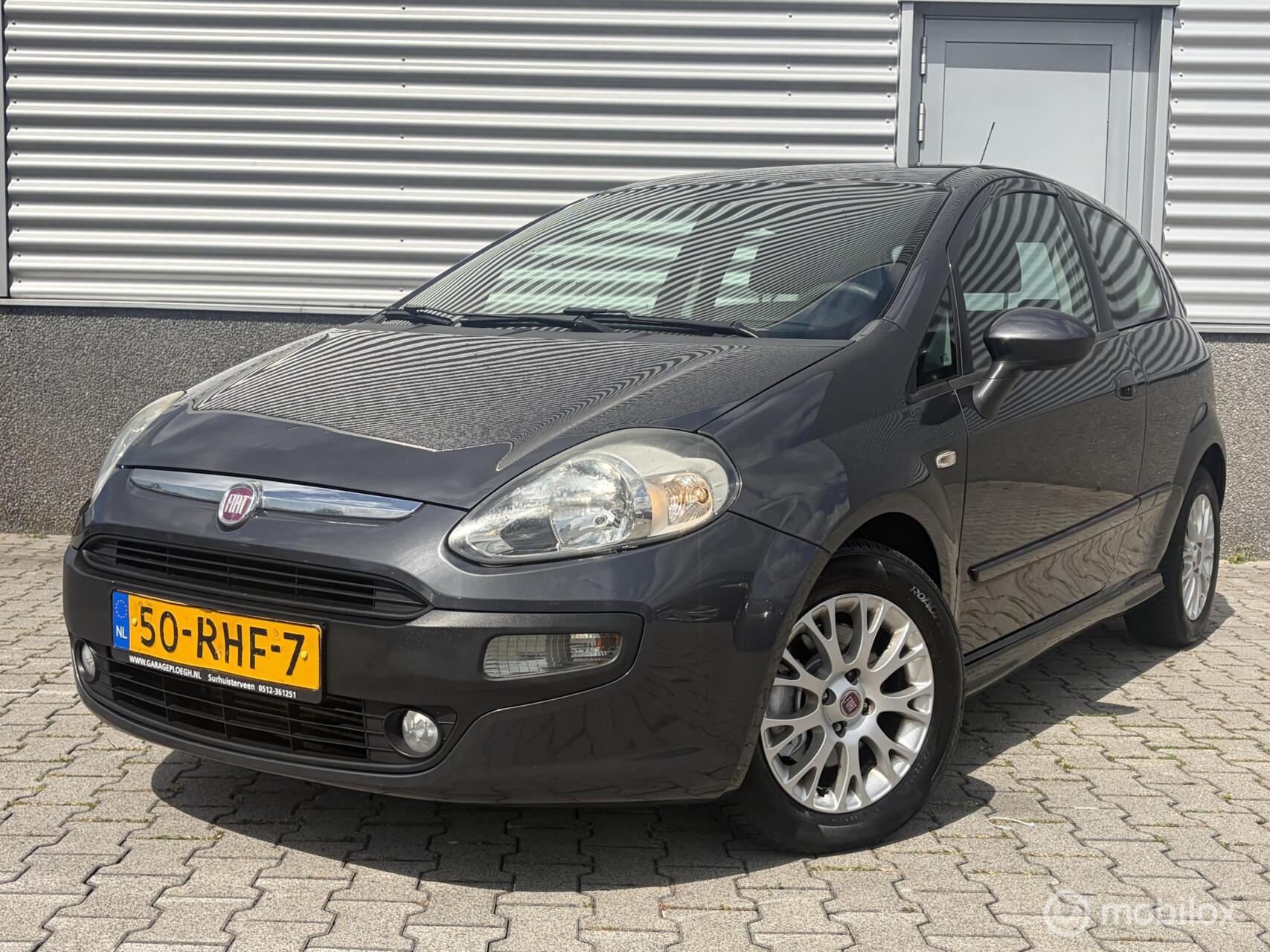 Fiat Fiat Punto 1.3 M-Jet Dynamic Airco-Cruise-Trekhaak 2011 - voorkant