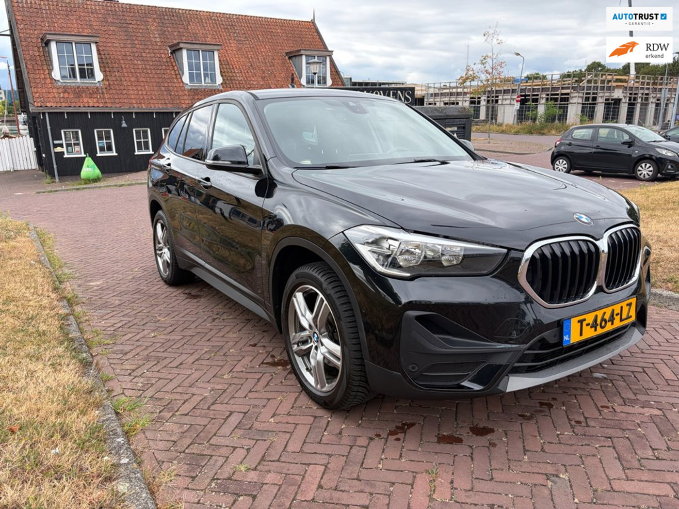 BMW X1 sDrive18i High Exec 2020 - voorkant