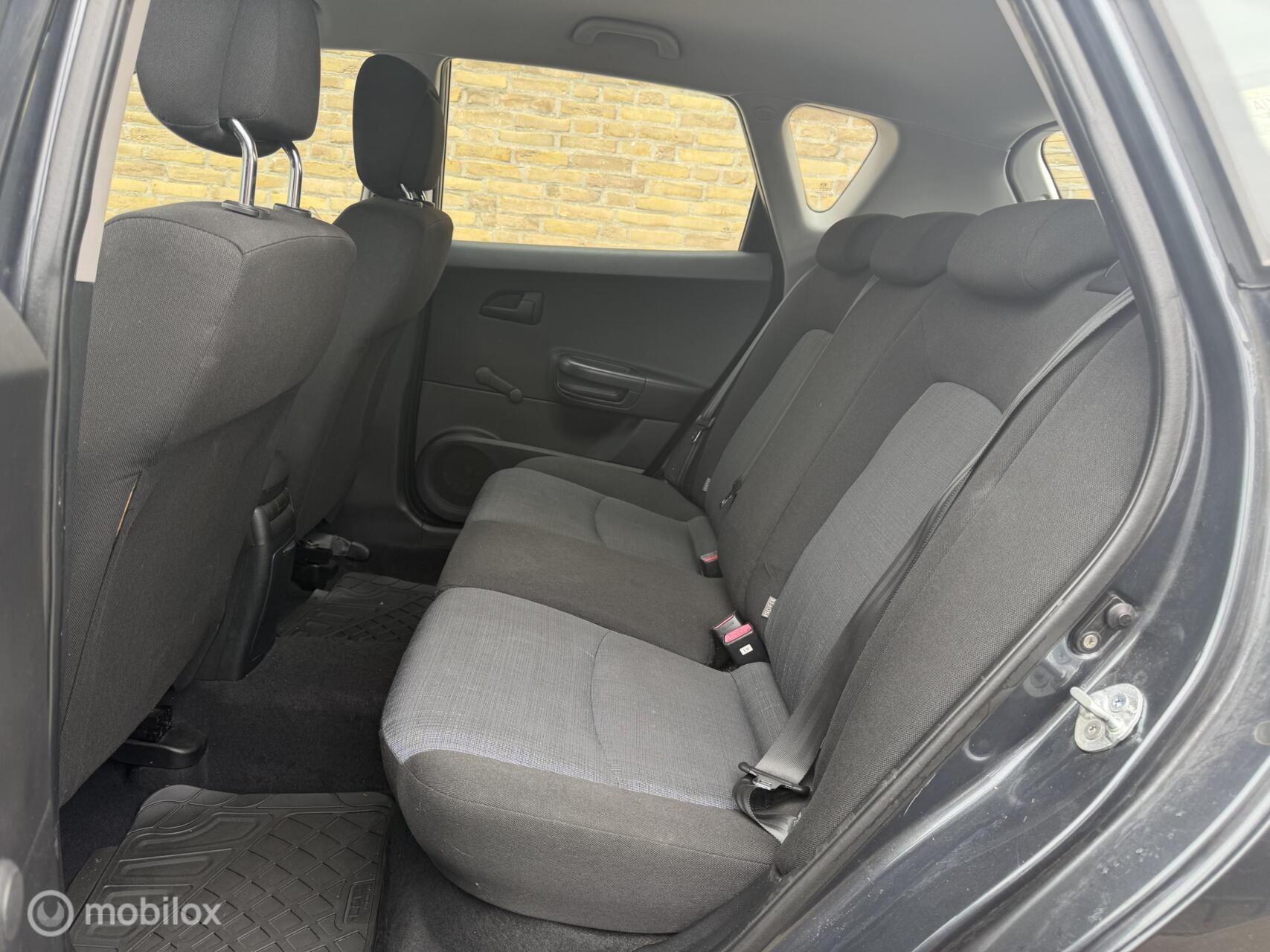Foto van Kia Cee D