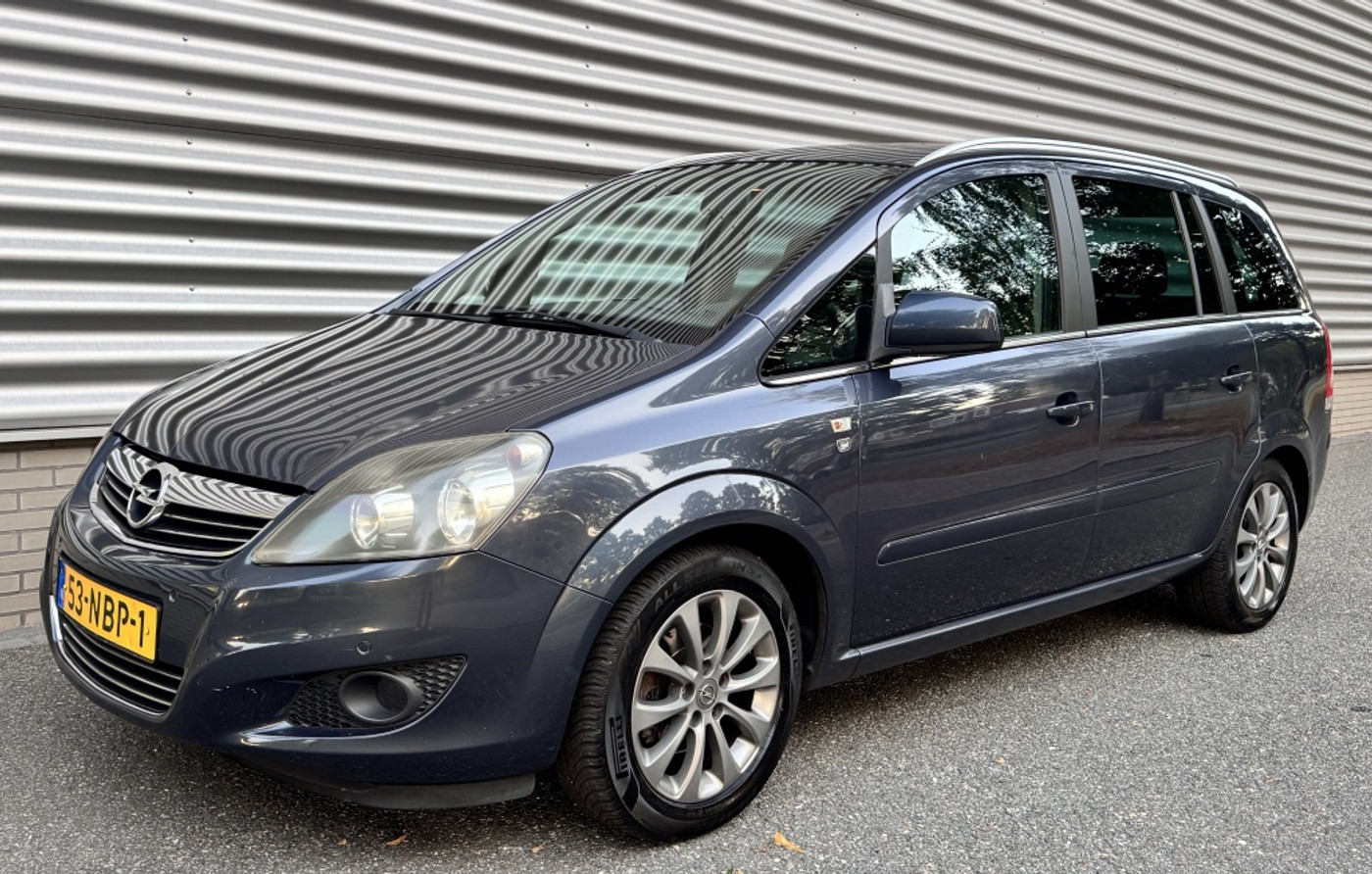 Foto van Opel Zafira